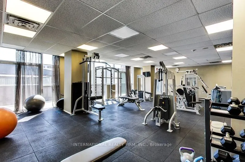 320 Richmond Street E #809