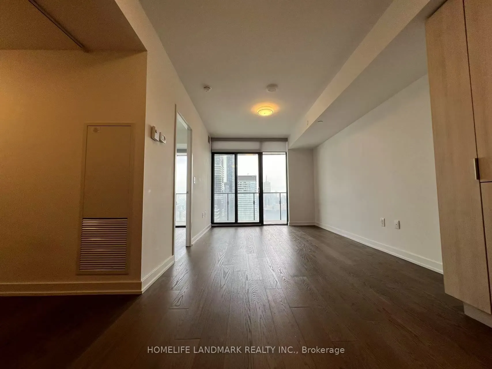 11 Wellesley Street West W #4203