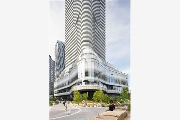 11 Wellesley Street West W #4203