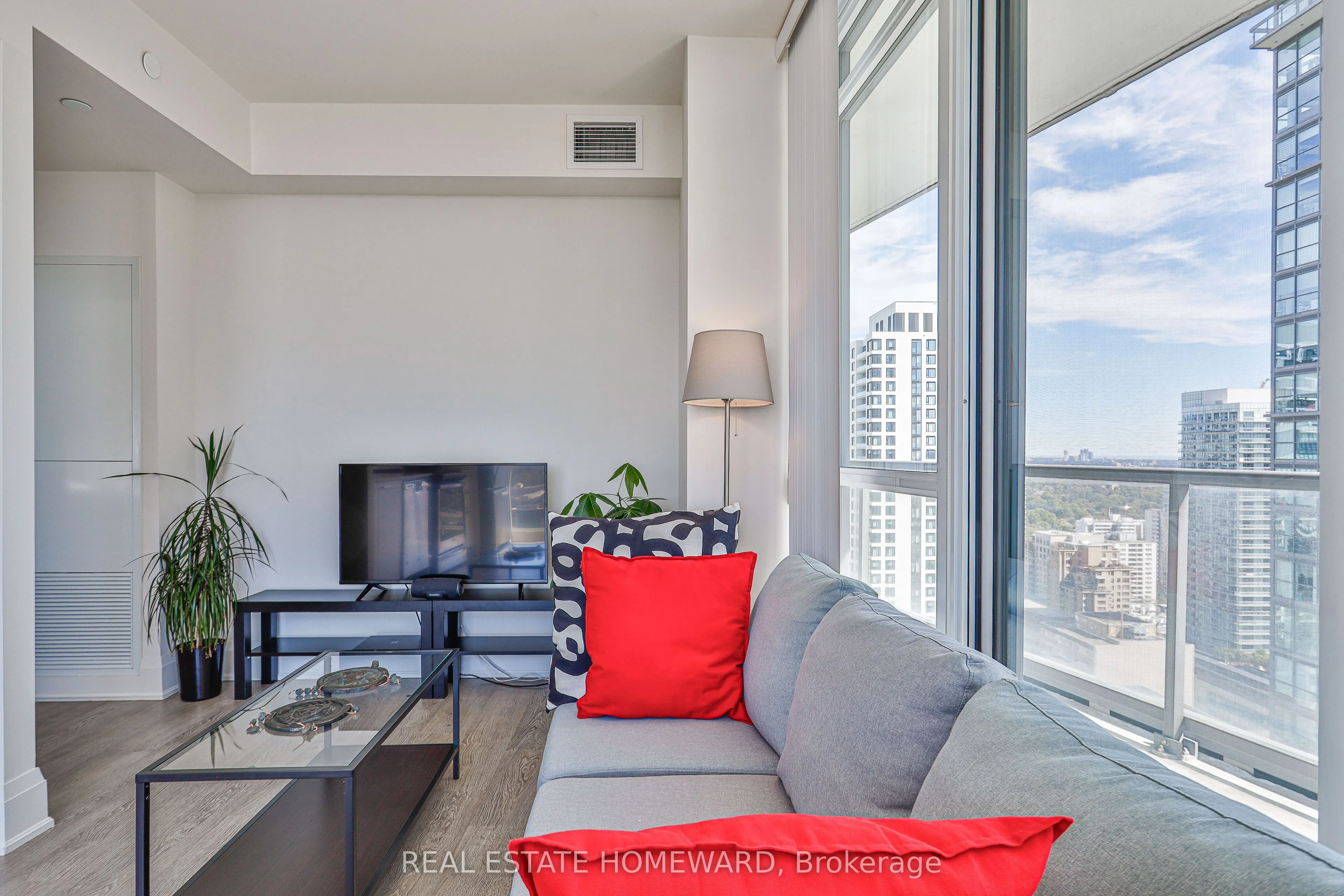 30 Roehampton Avenue #3102