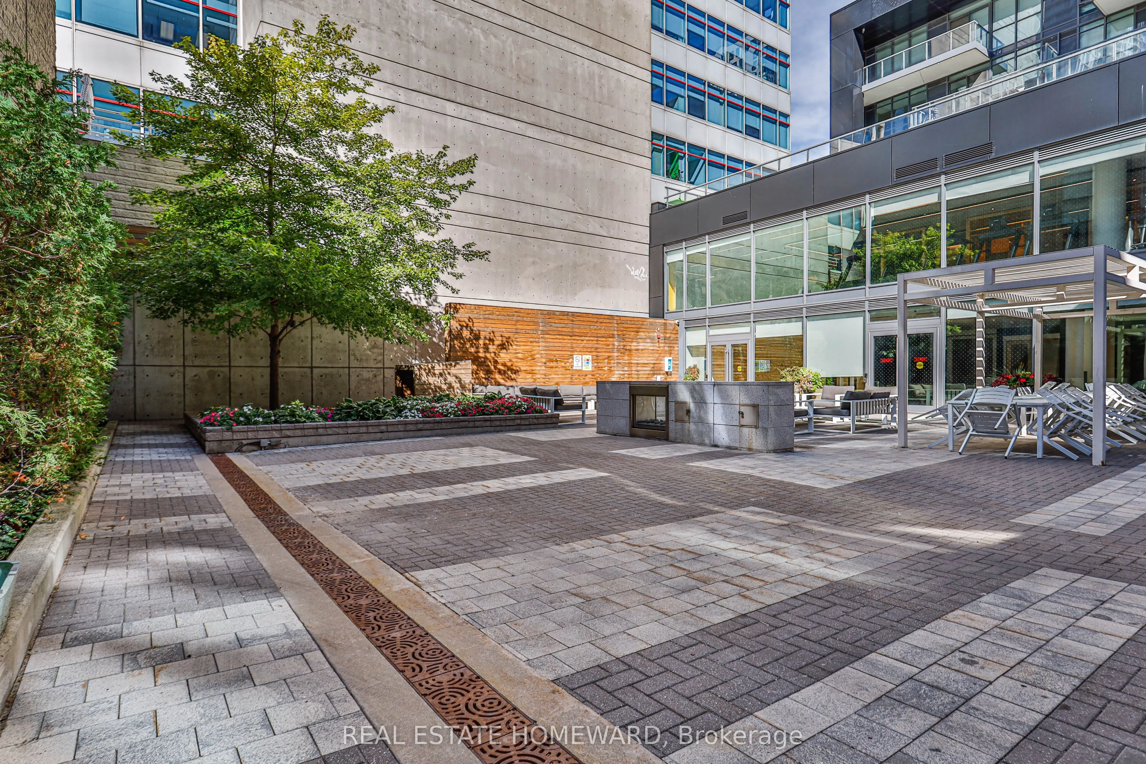 30 Roehampton Avenue #3102