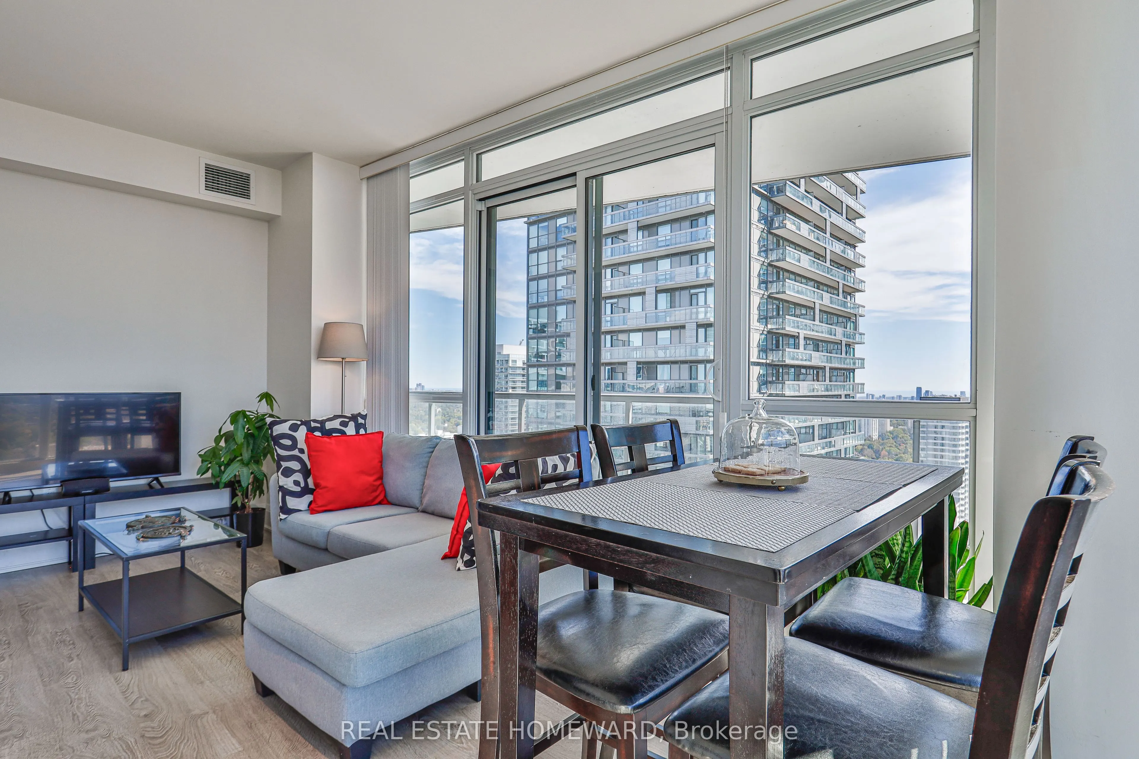 30 Roehampton Avenue #3102