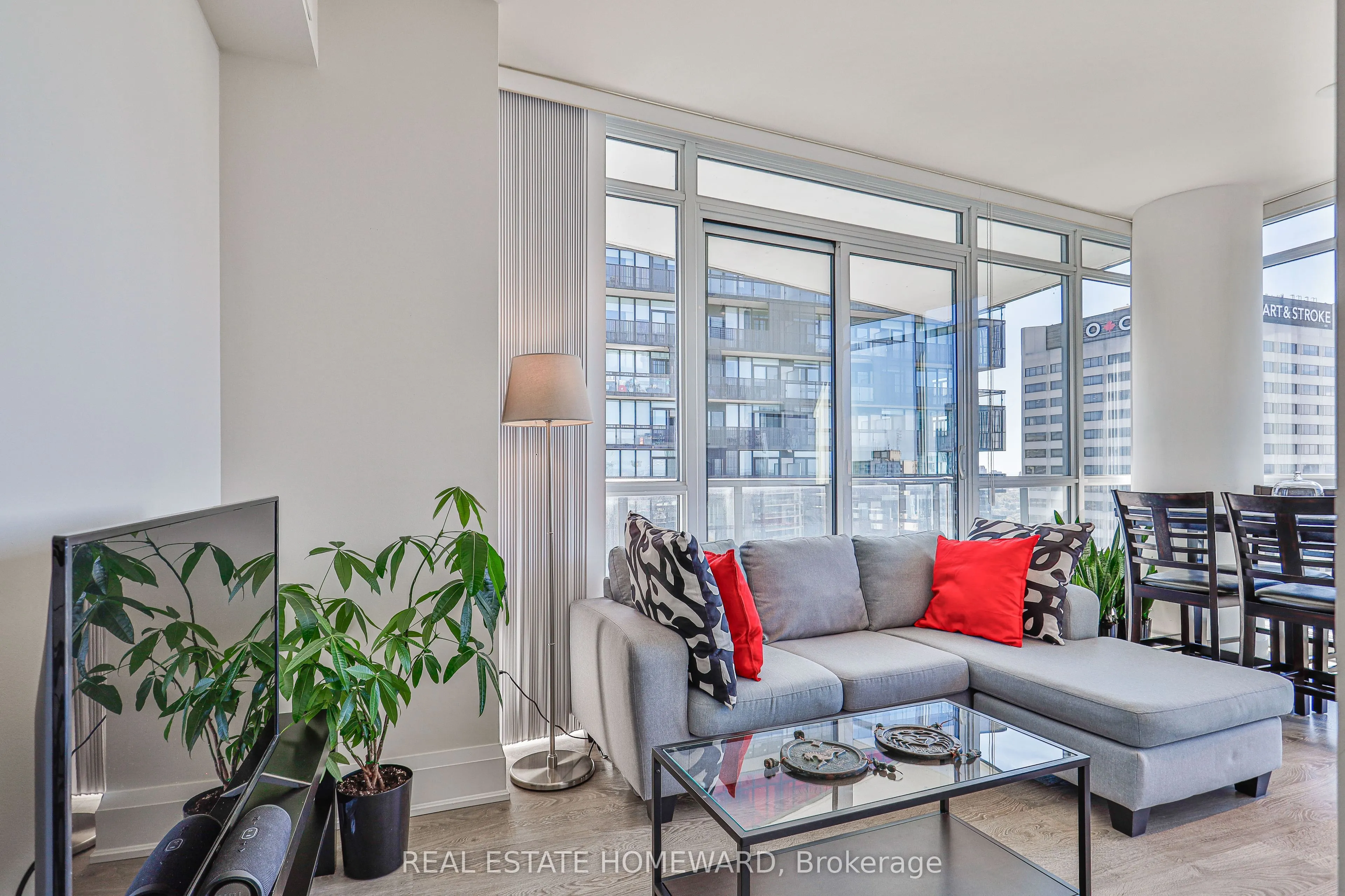 30 Roehampton Avenue #3102