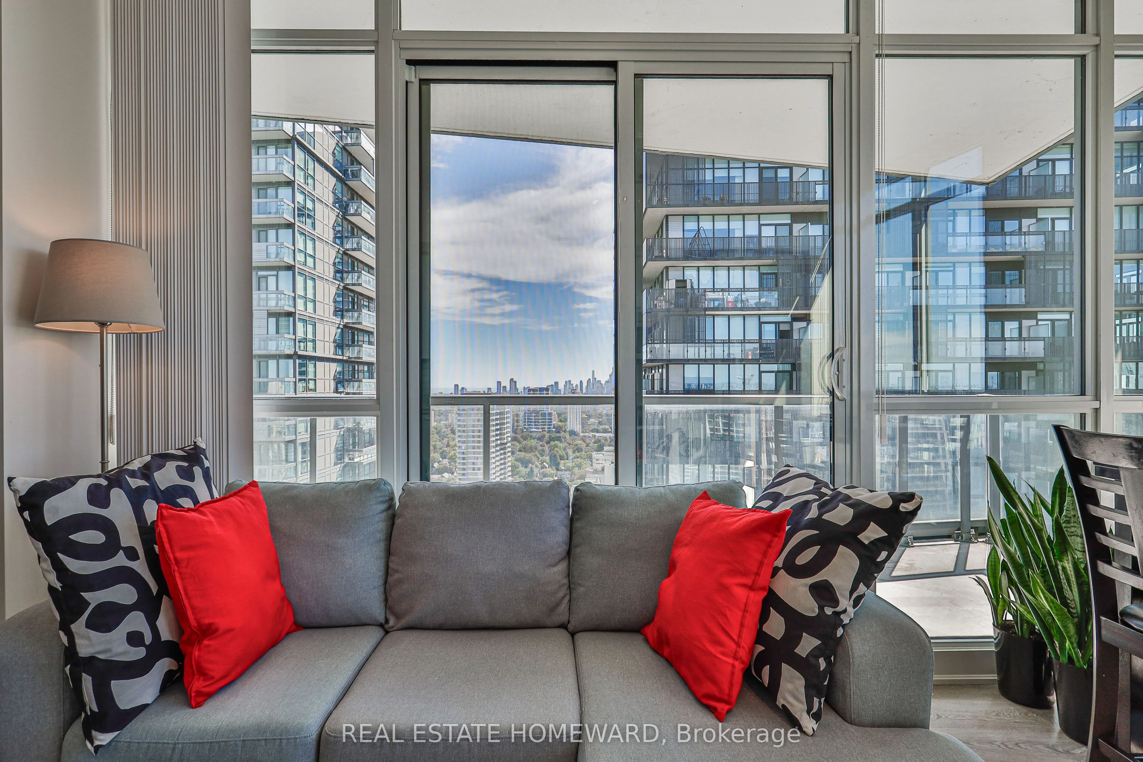 30 Roehampton Avenue #3102