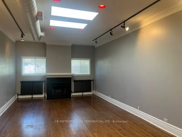 401 Spadina Avenue