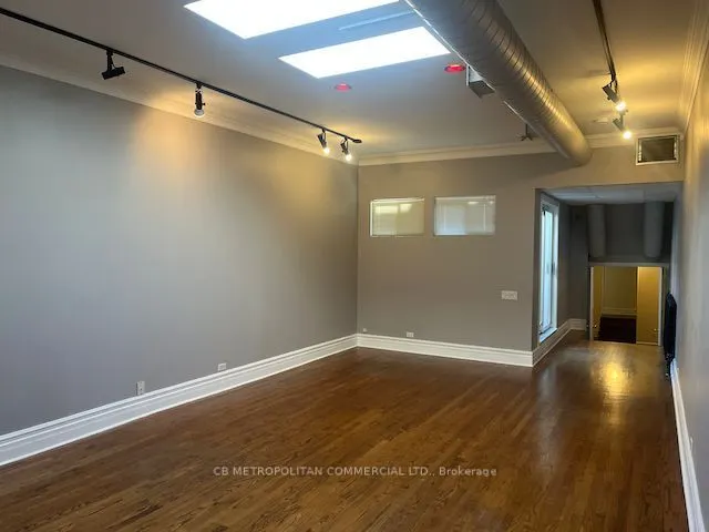 401 Spadina Avenue