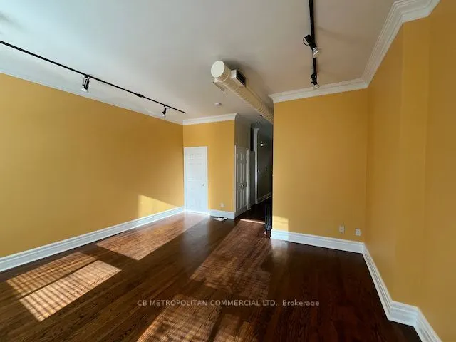 401 Spadina Avenue