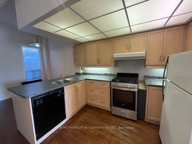 401 Spadina Avenue