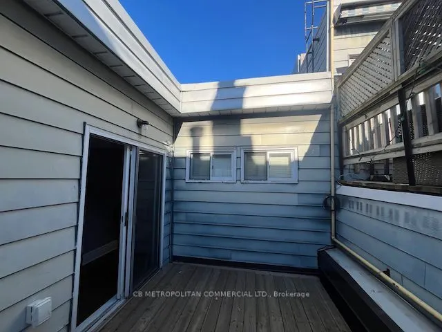 401 Spadina Avenue