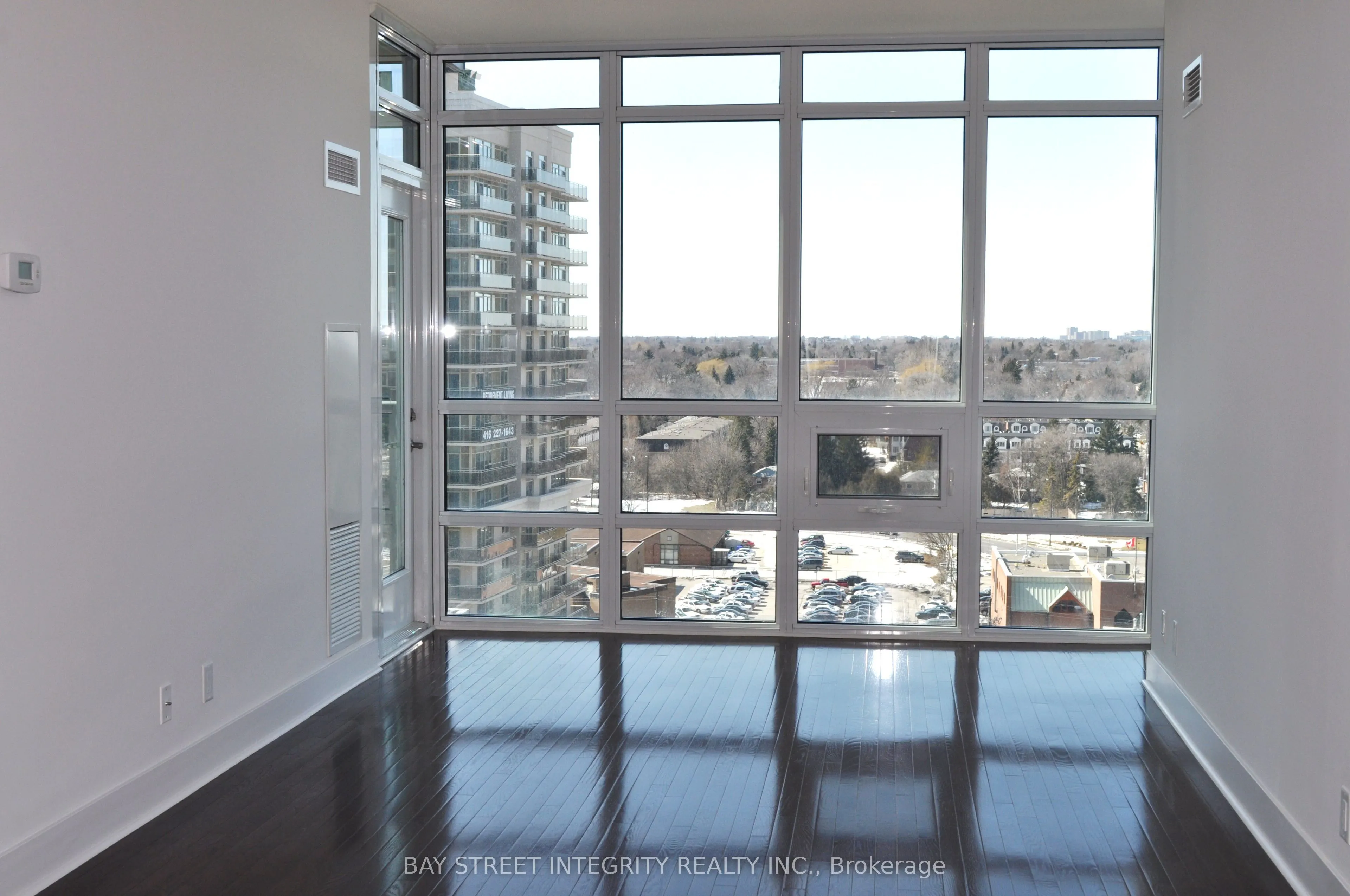 26 Norton Avenue #1201