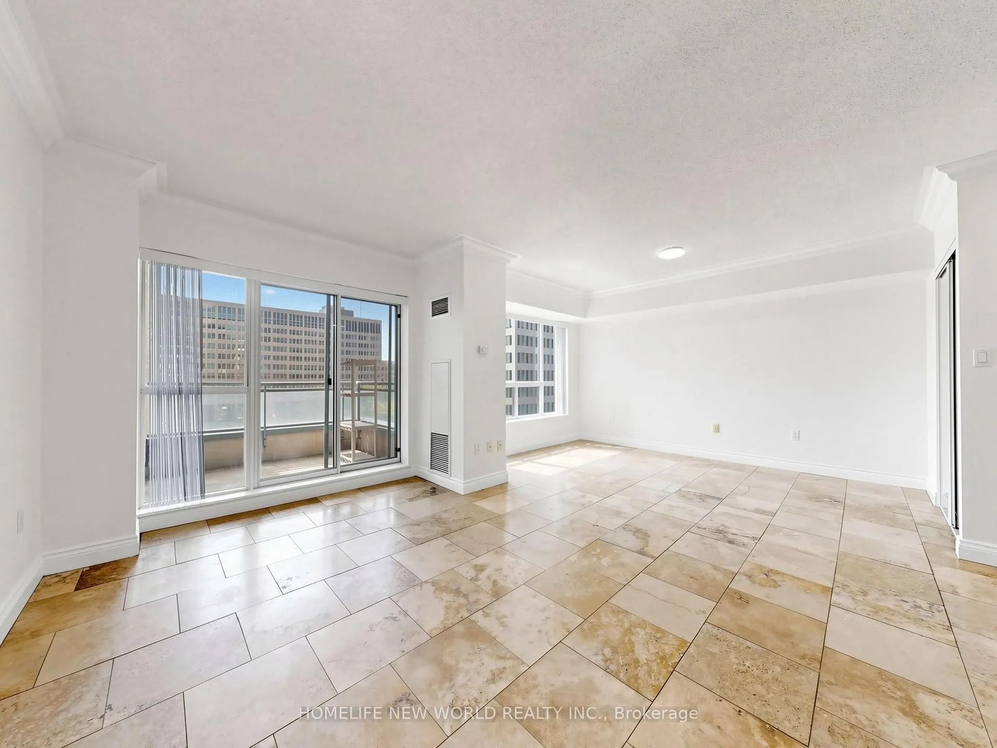 887 Bay Street ##708