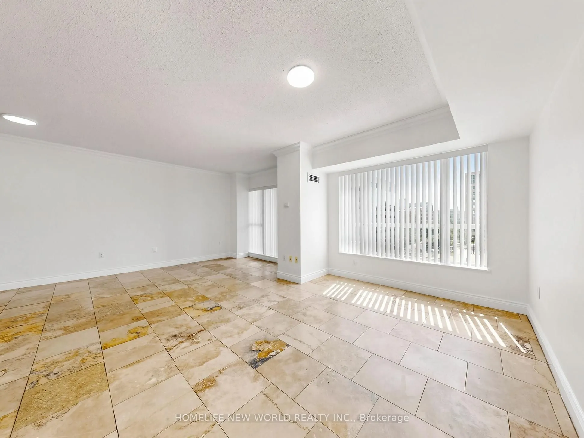 887 Bay Street ##708