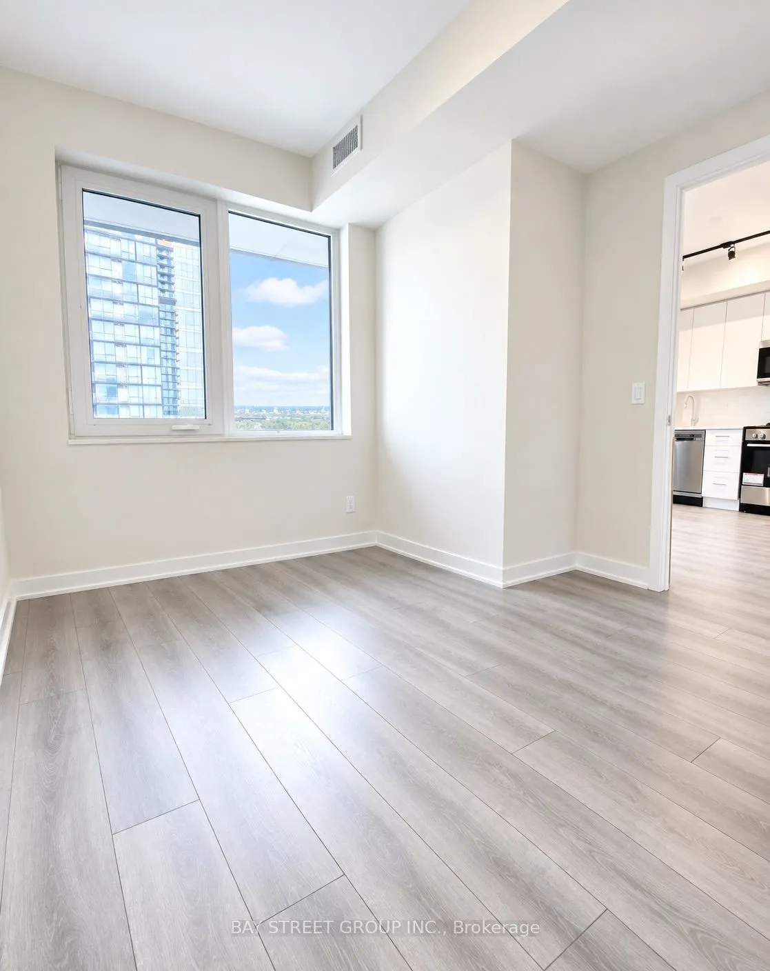15 Ellerslie Avenue #1503