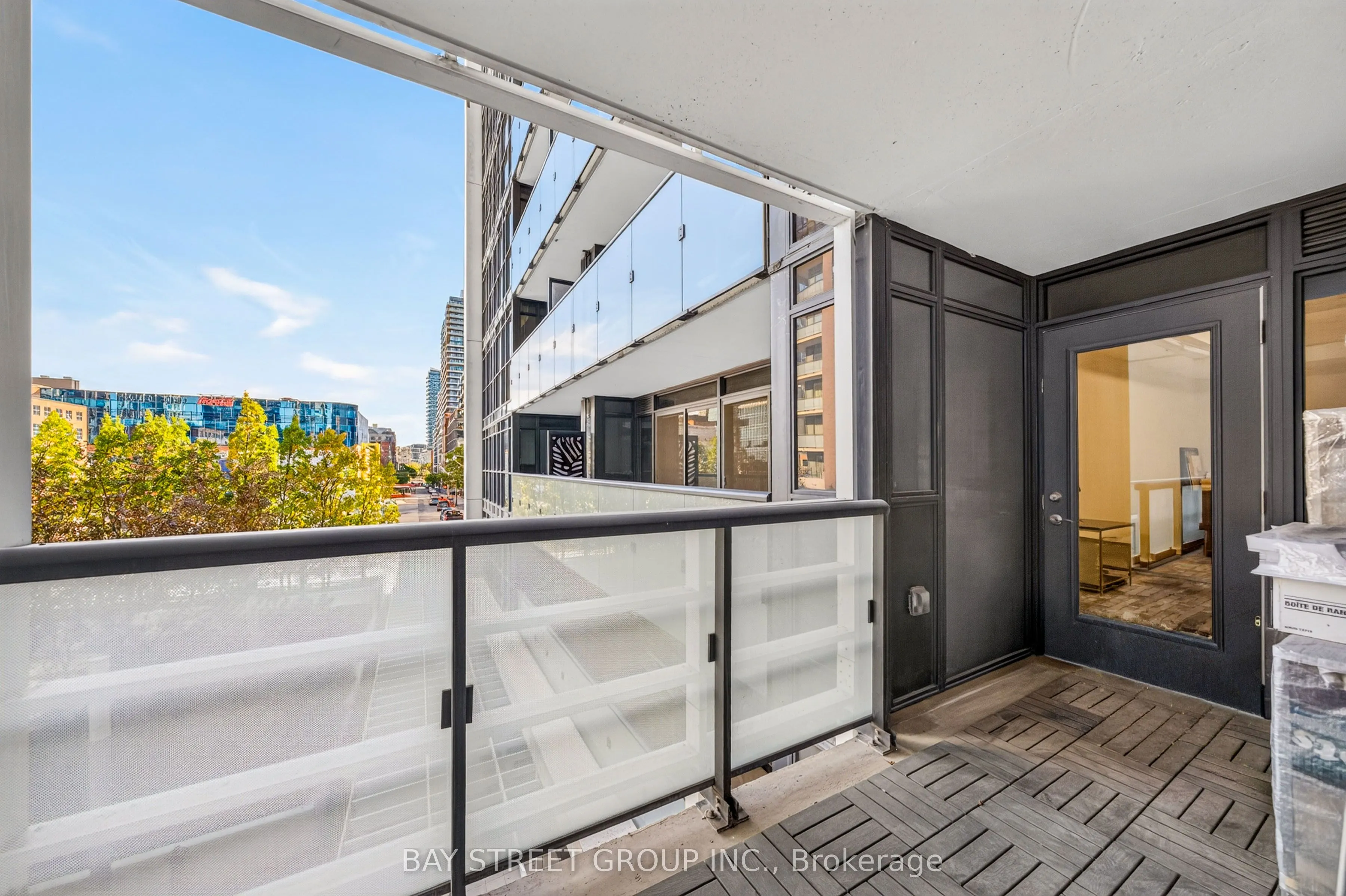 400 Adelaide Street E #322