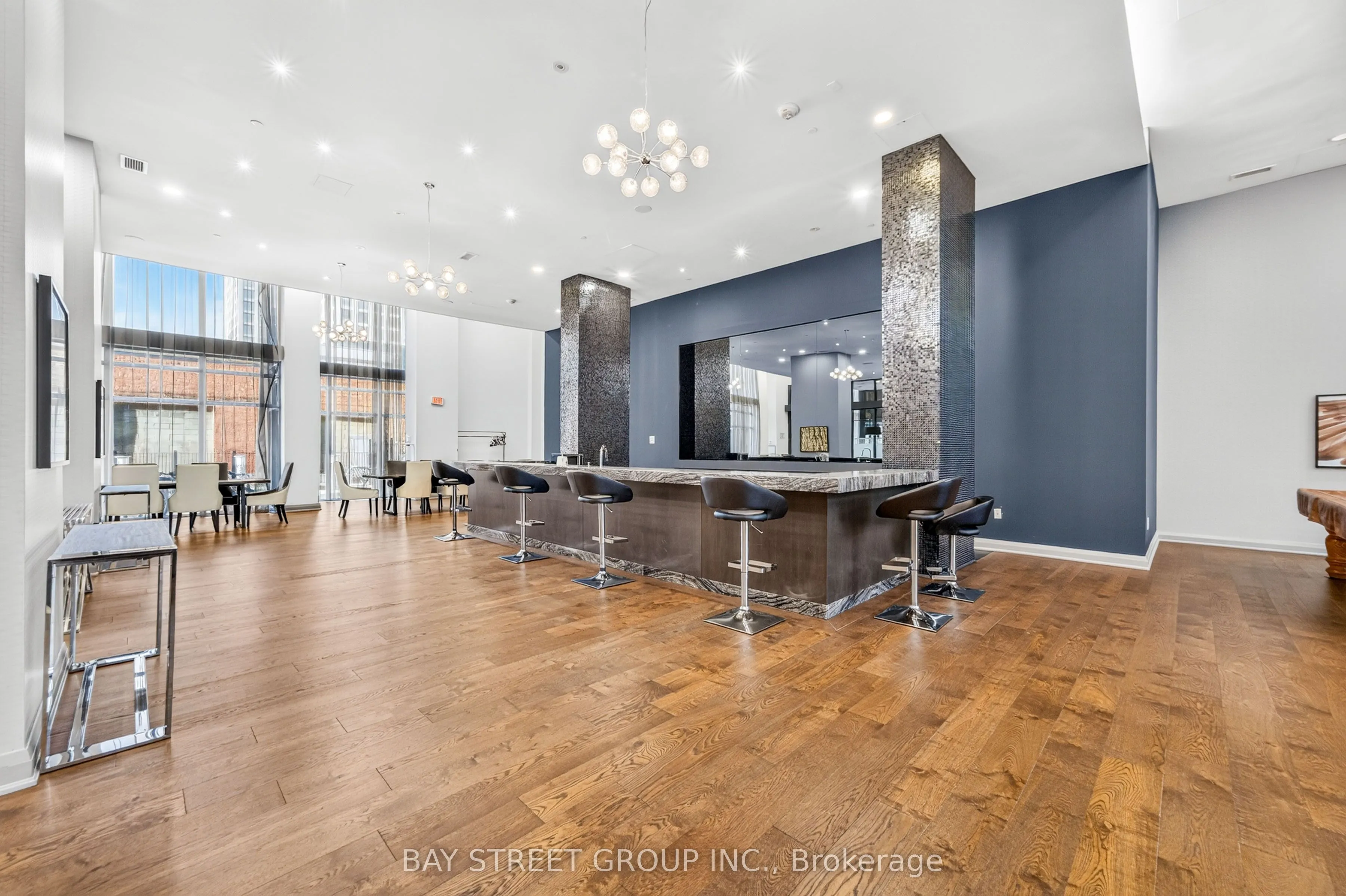 400 Adelaide Street E #322