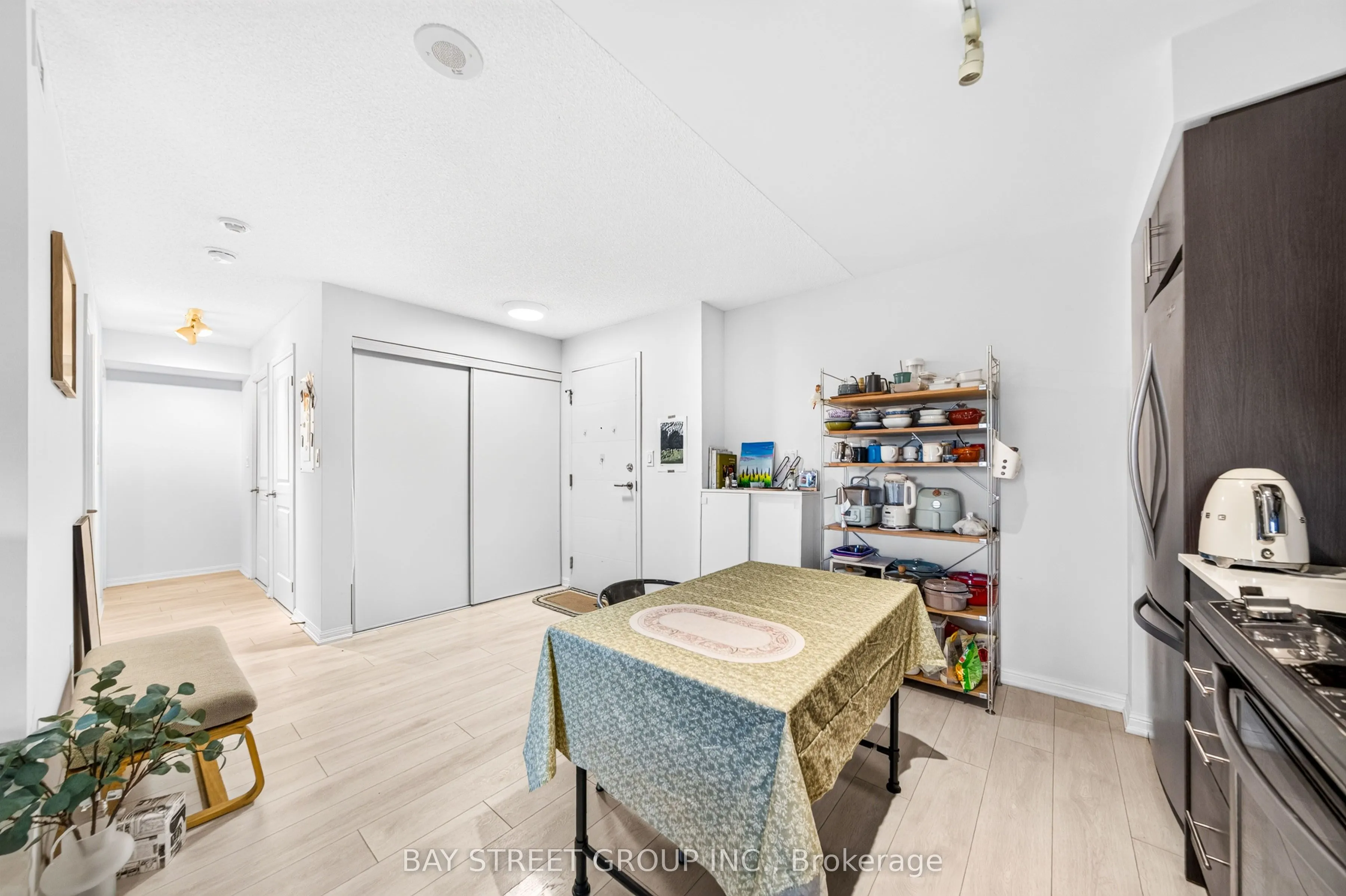 400 Adelaide Street E #322