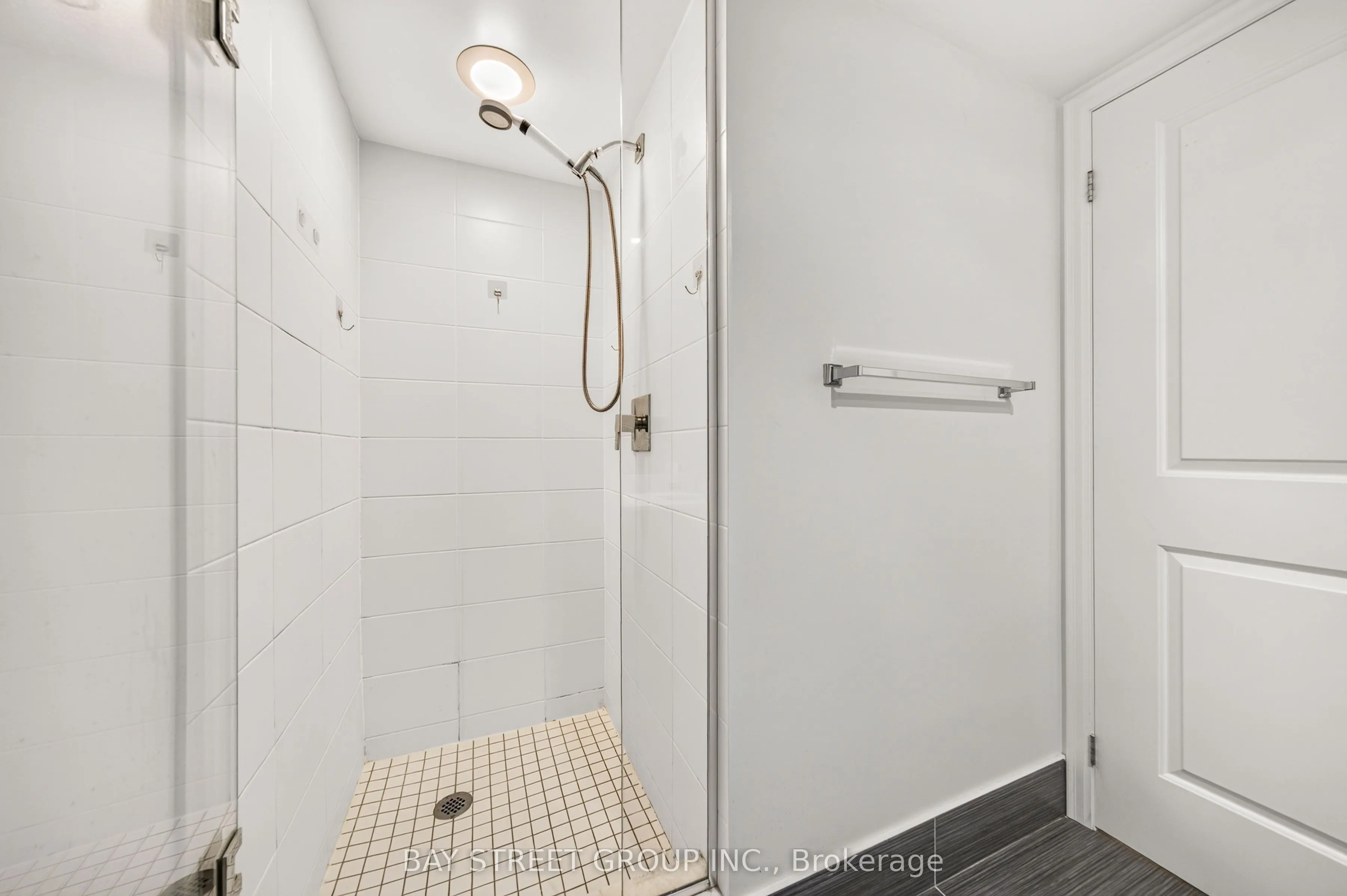 400 Adelaide Street E #322