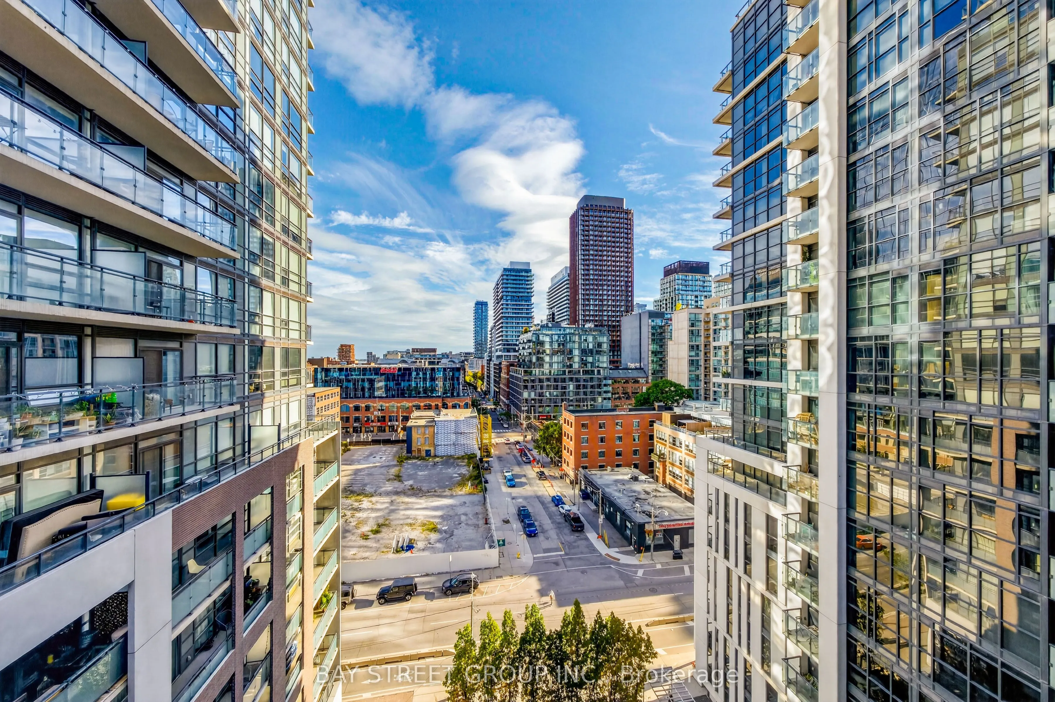 400 Adelaide Street E #322