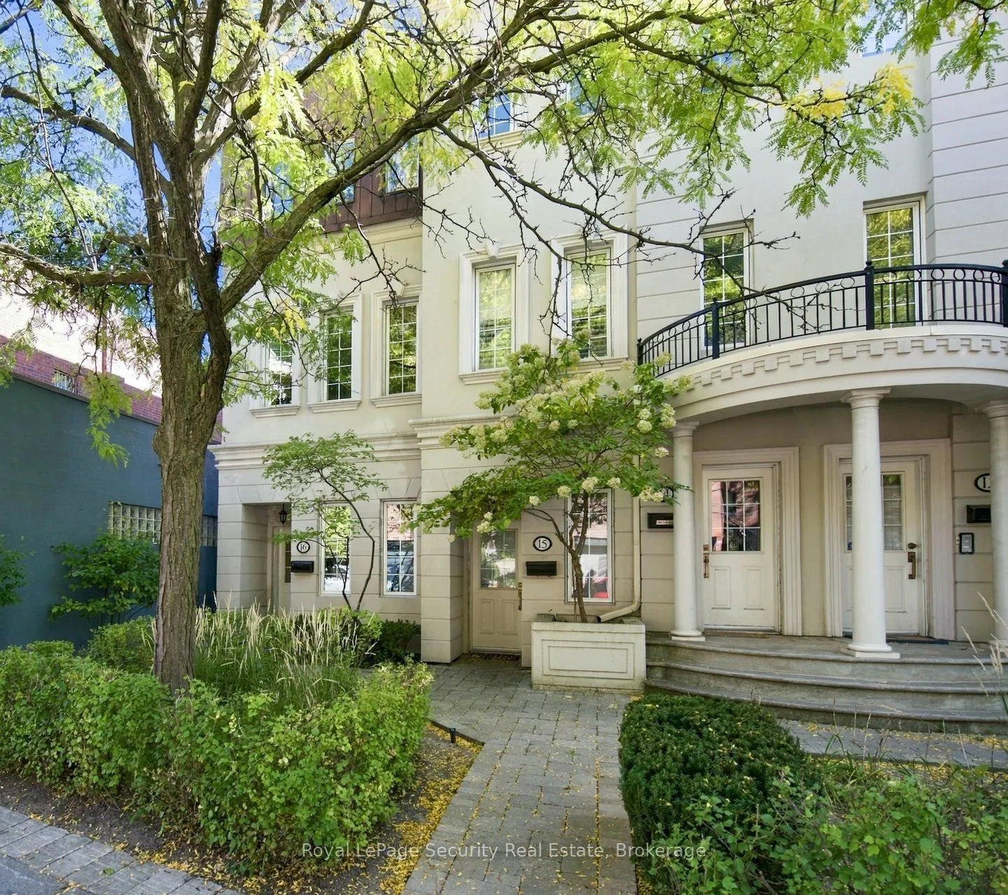 645 Davenport Road #16