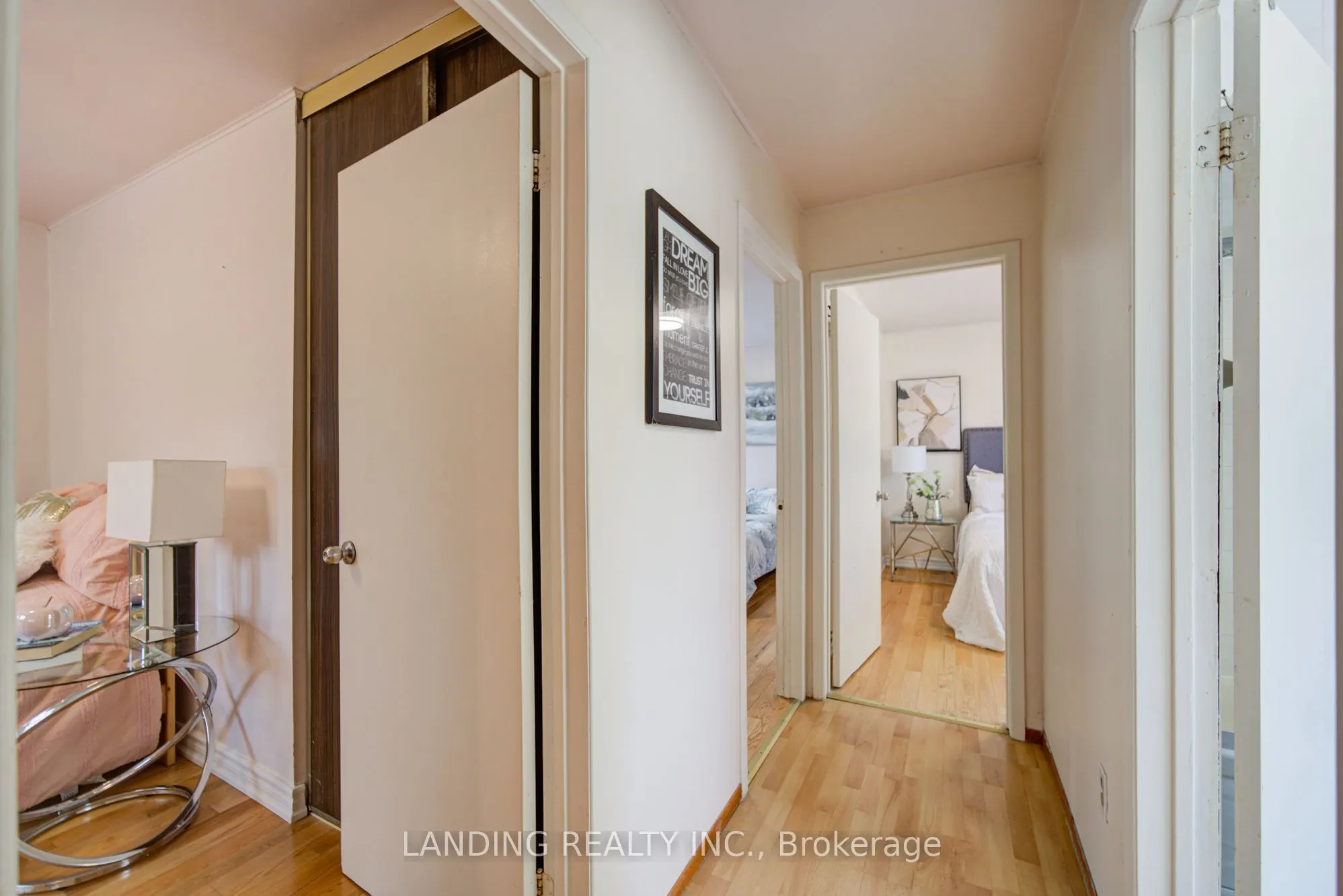 105 Courville Coachway #N/A