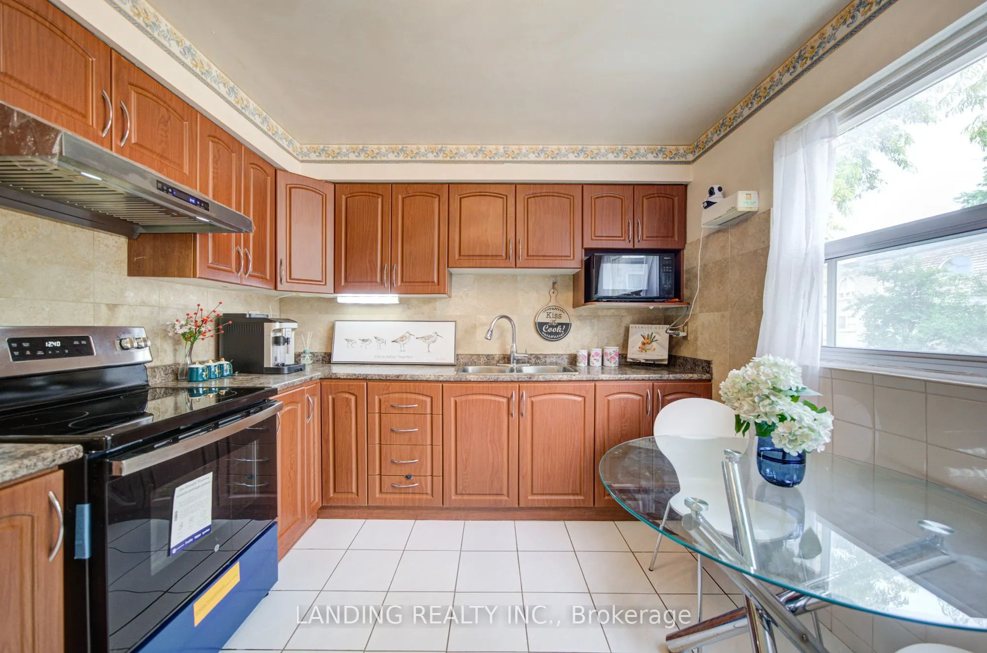105 Courville Coachway #N/A