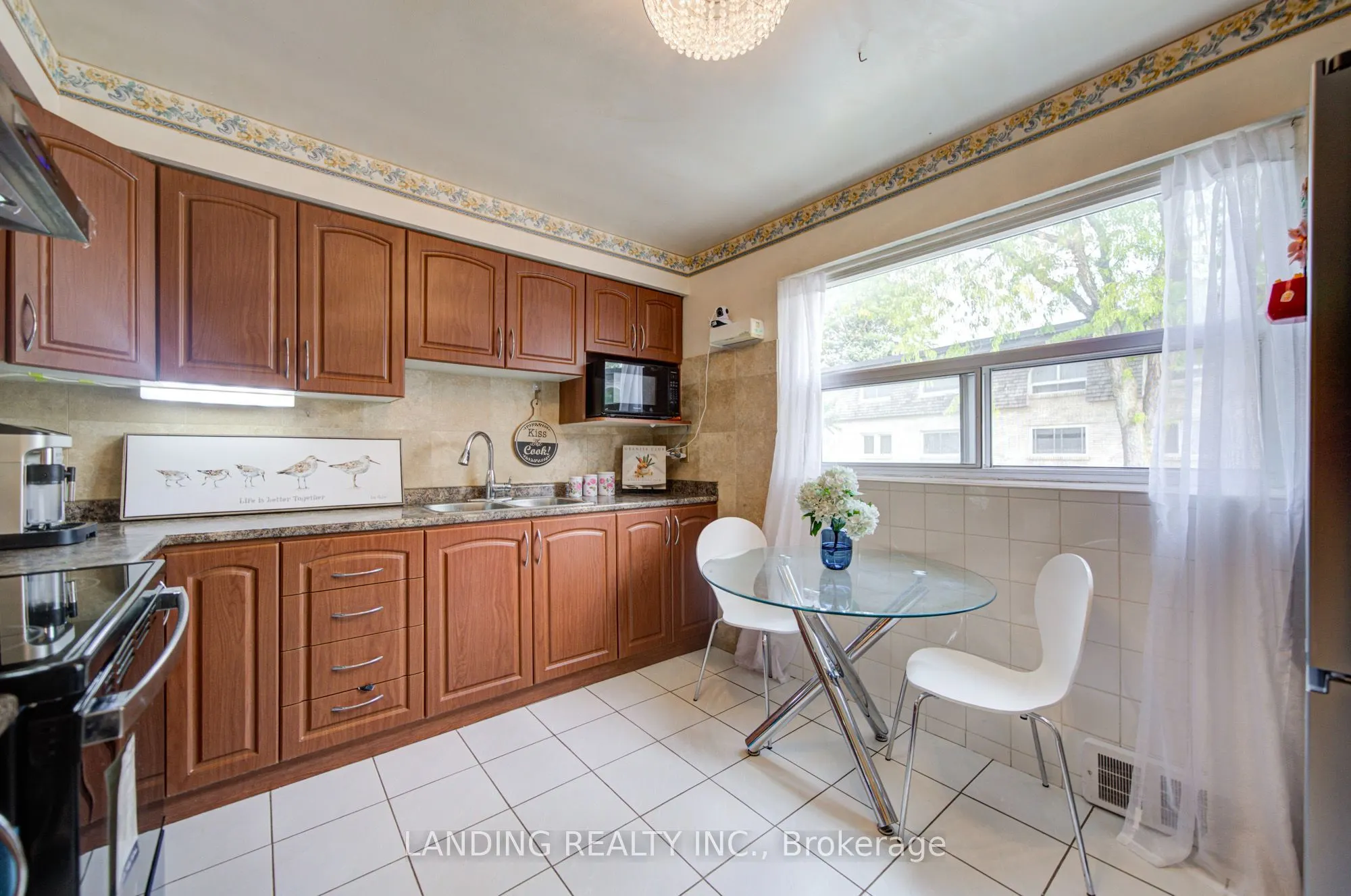 105 Courville Coachway #N/A