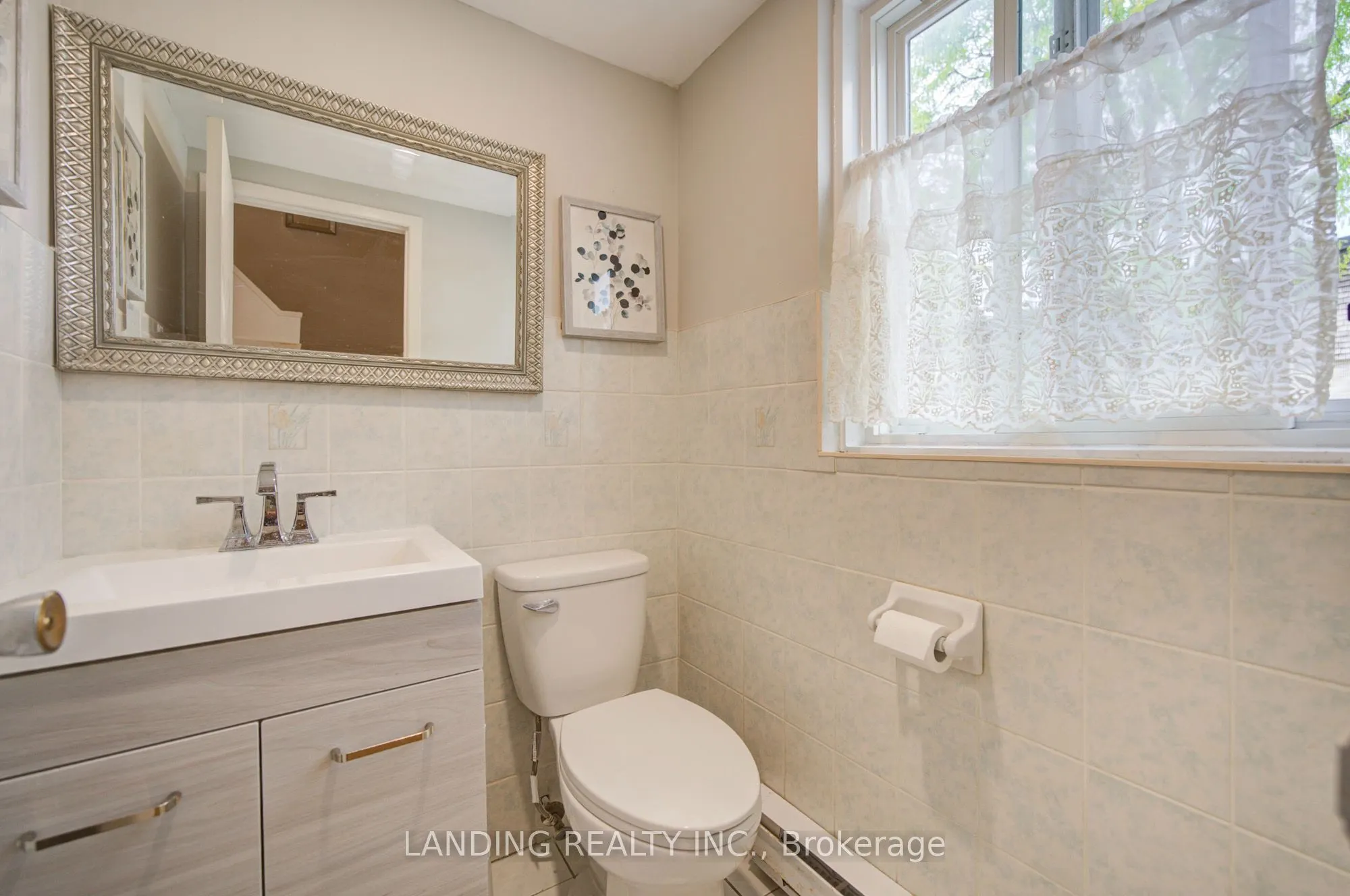 105 Courville Coachway #N/A