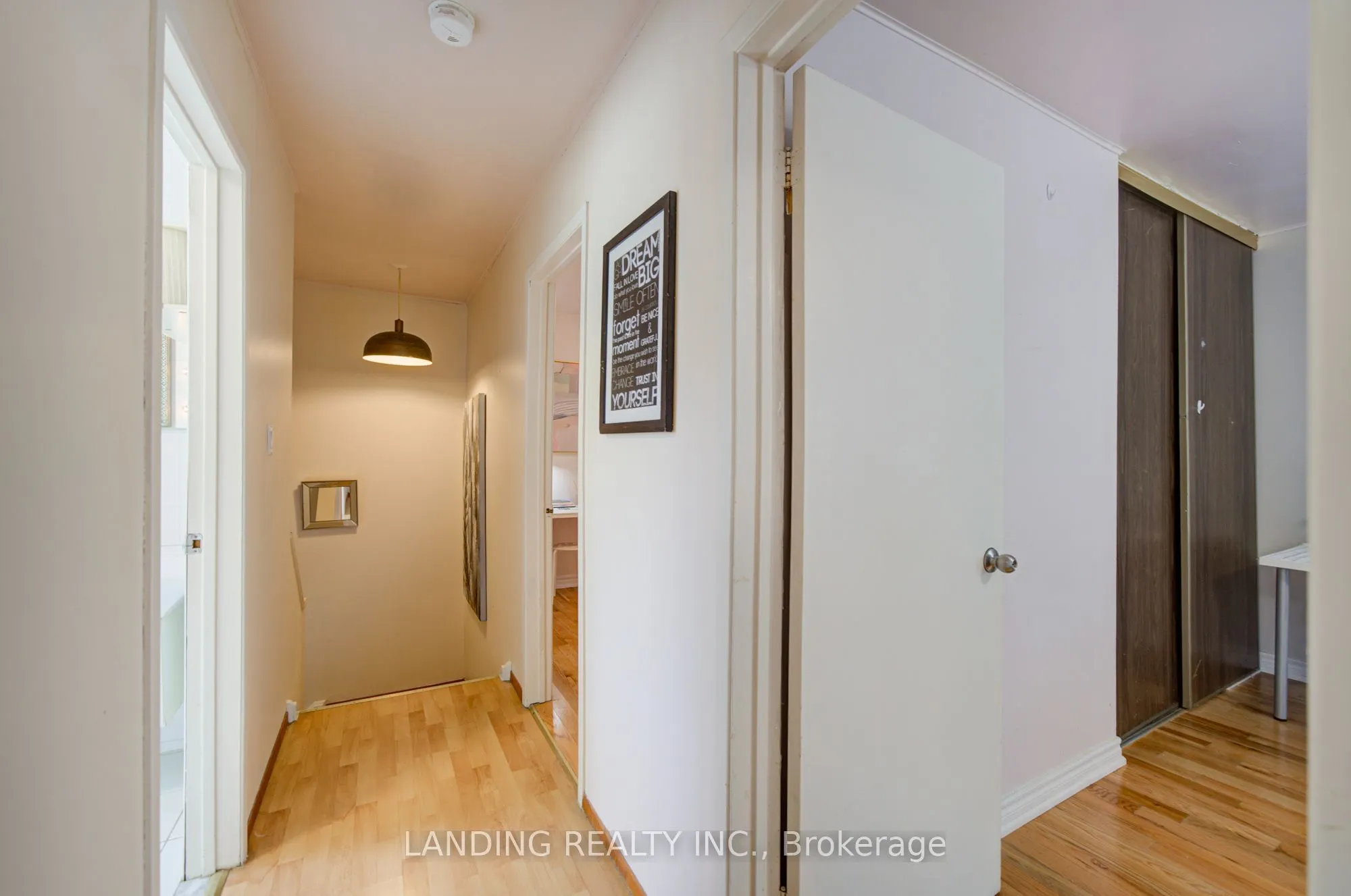 105 Courville Coachway #N/A