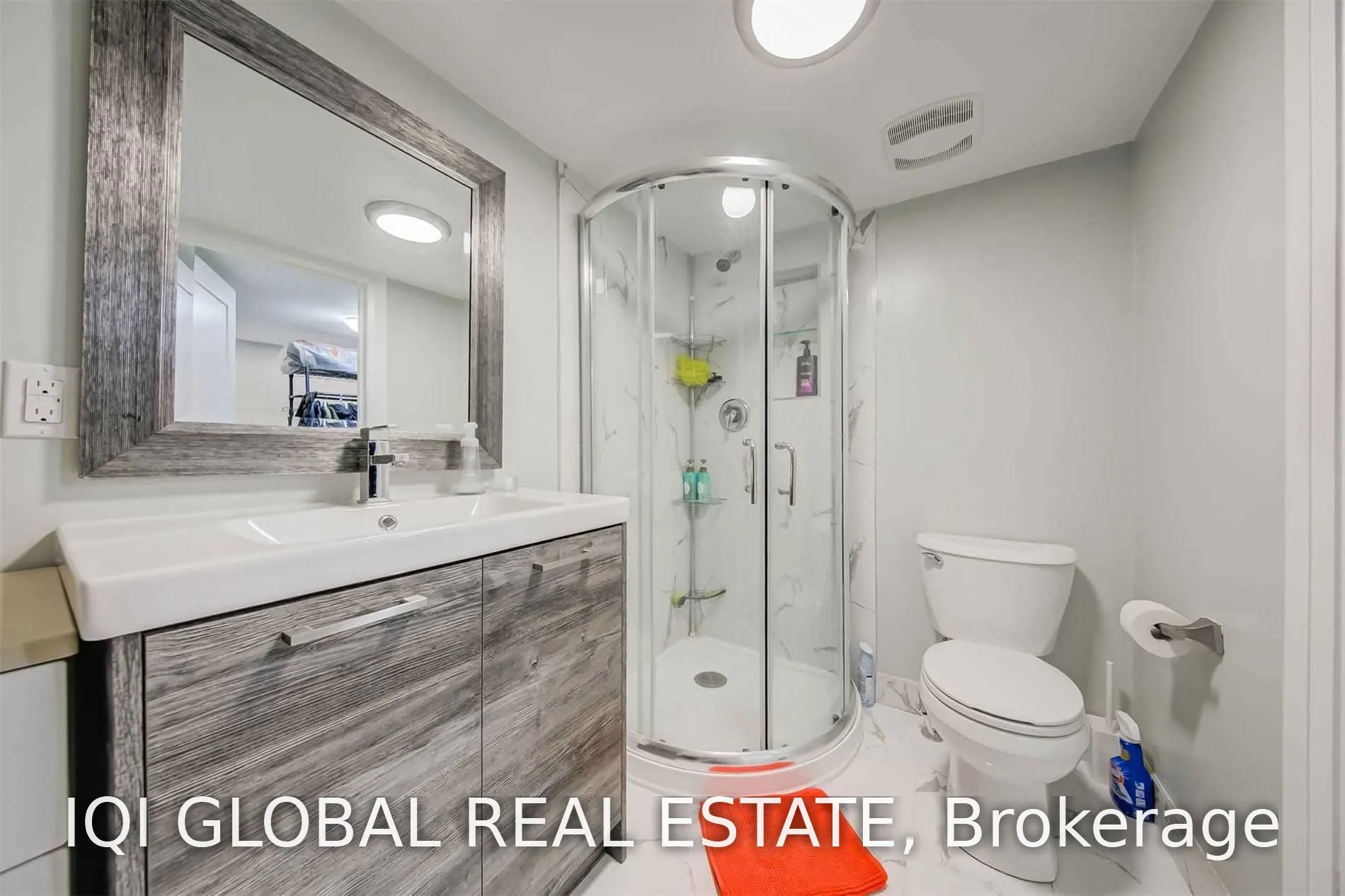142 Grace Street #2nd Floor Unit