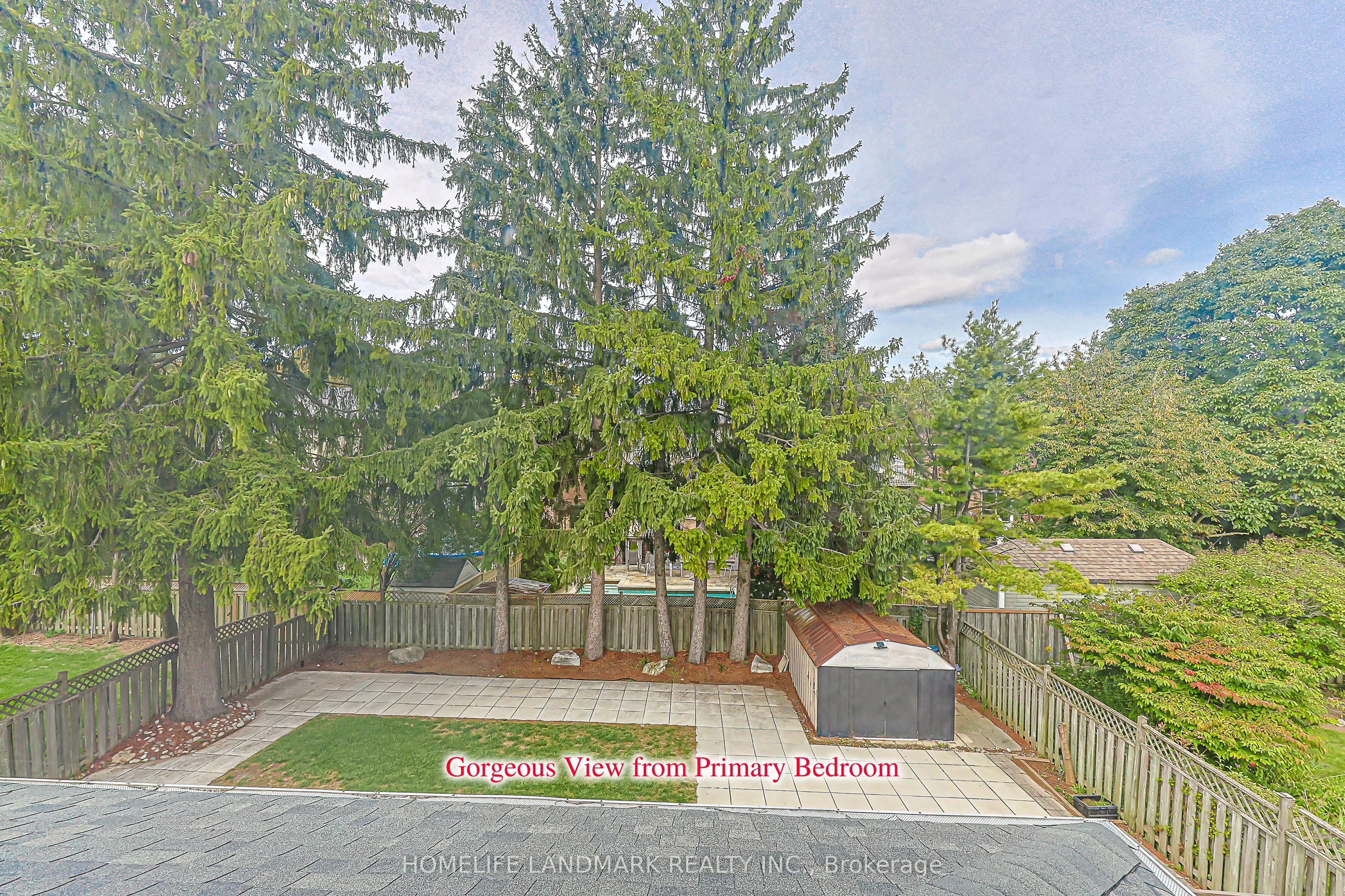 252 Dunview Avenue N
