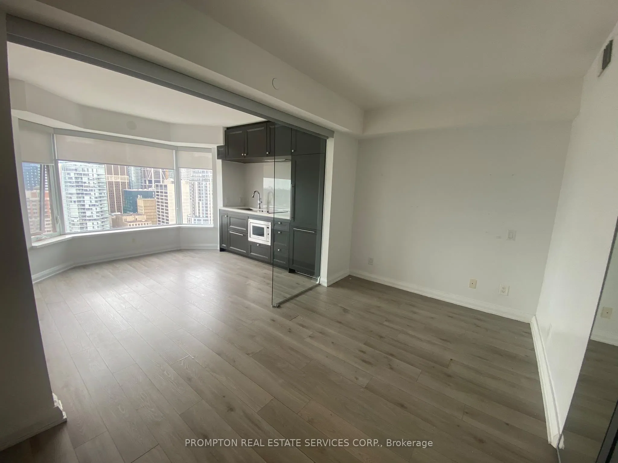 155 Yorkville Avenue #2605