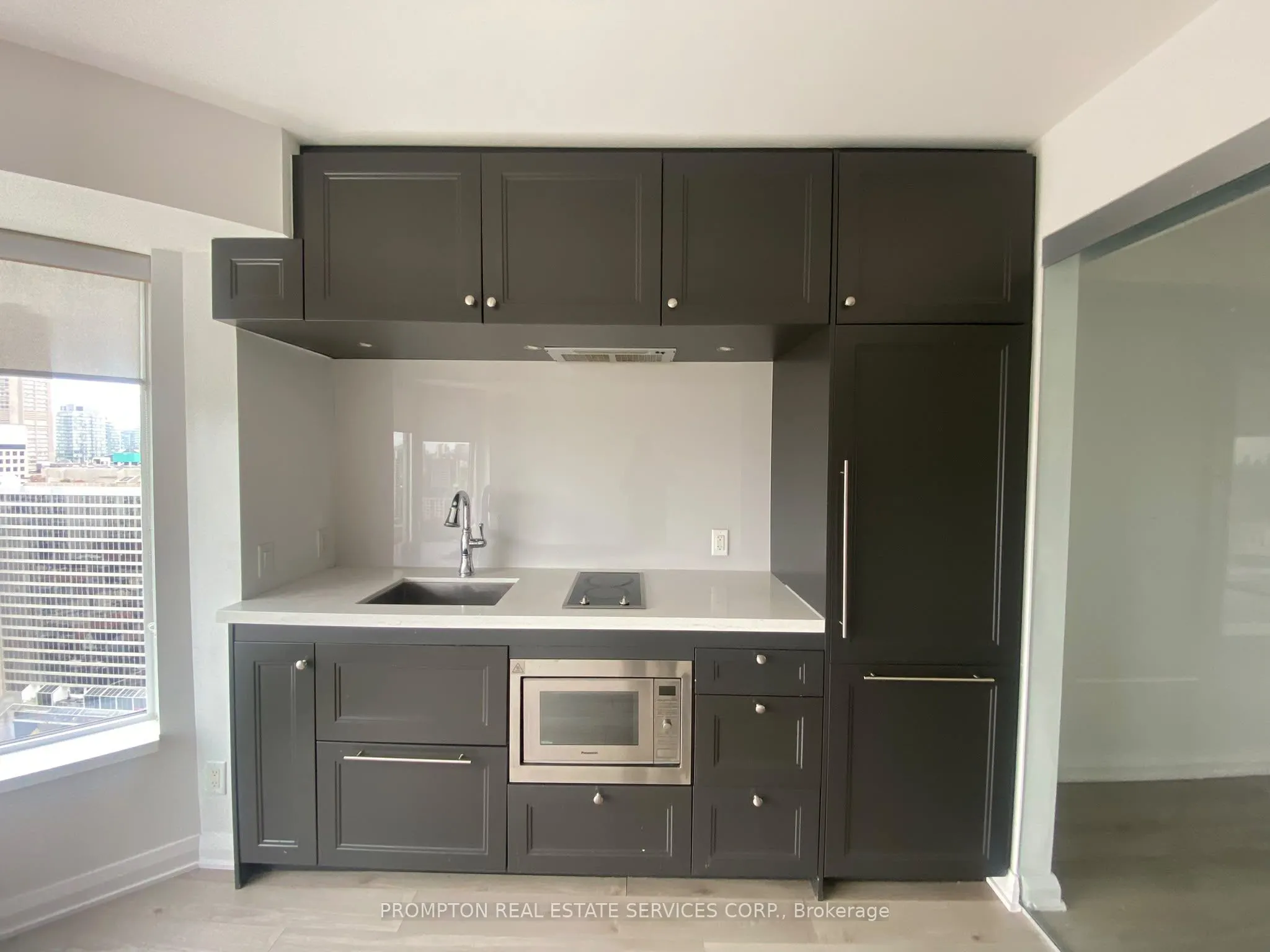 155 Yorkville Avenue #2605