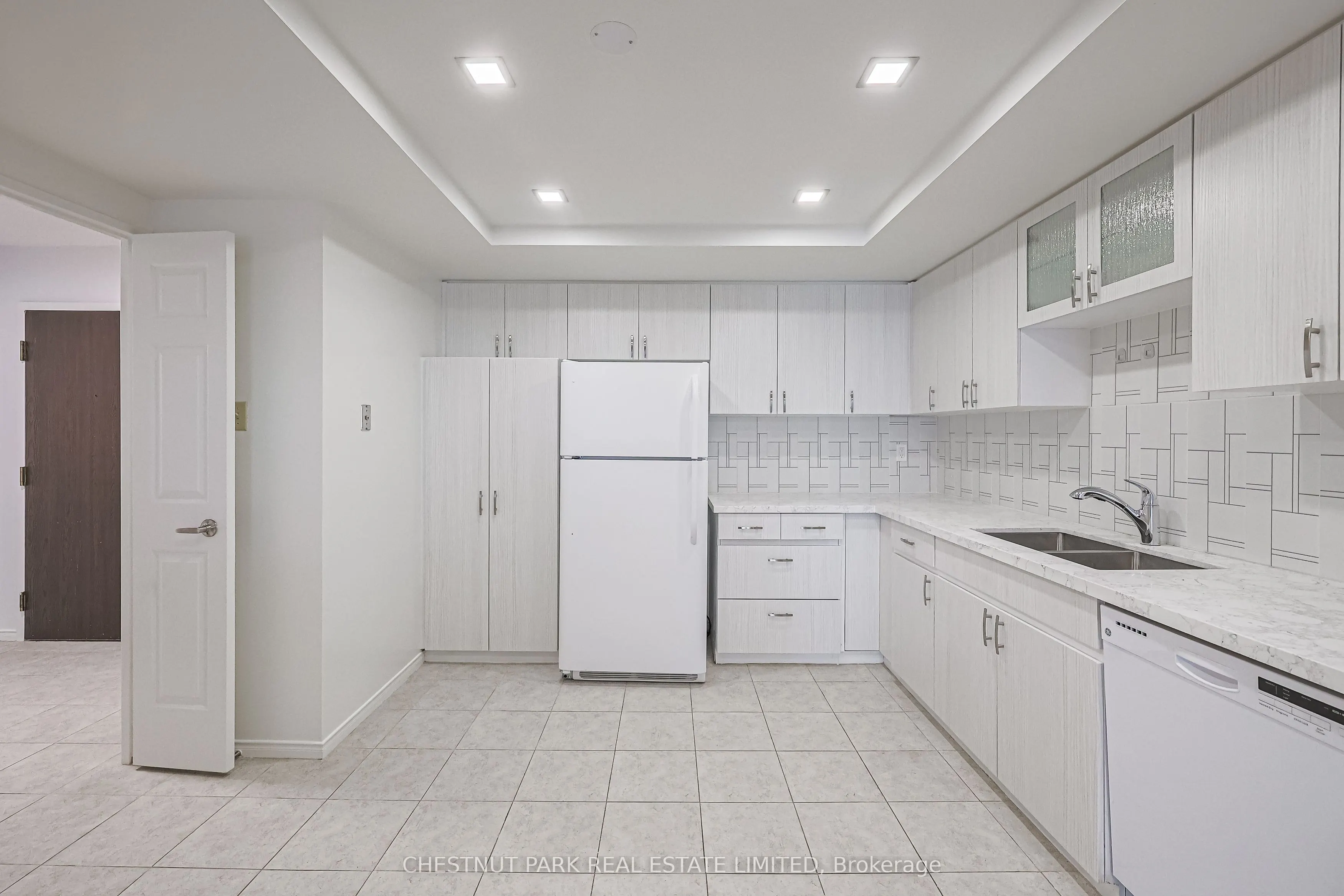 131 Beecroft Road #305