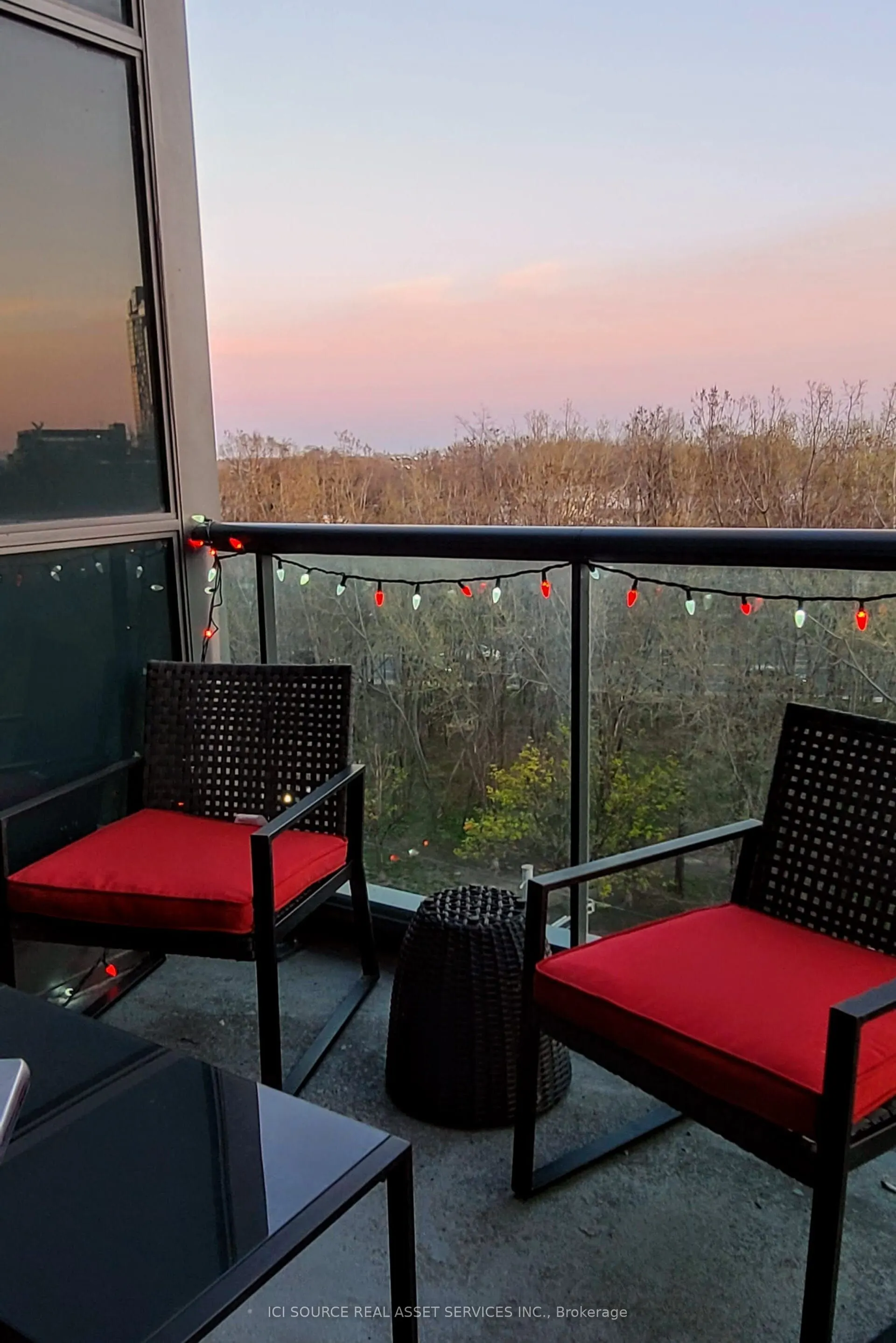 219 Fort York Boulevard #611