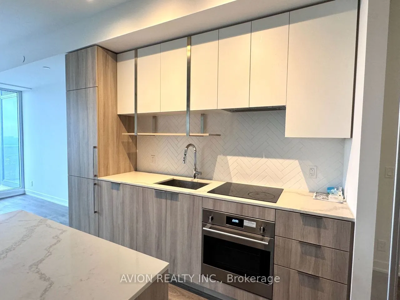 15 Holmes Avenue #1903