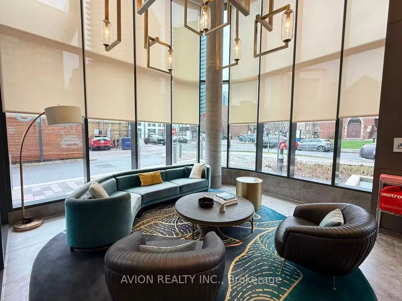 15 Holmes Avenue #1903