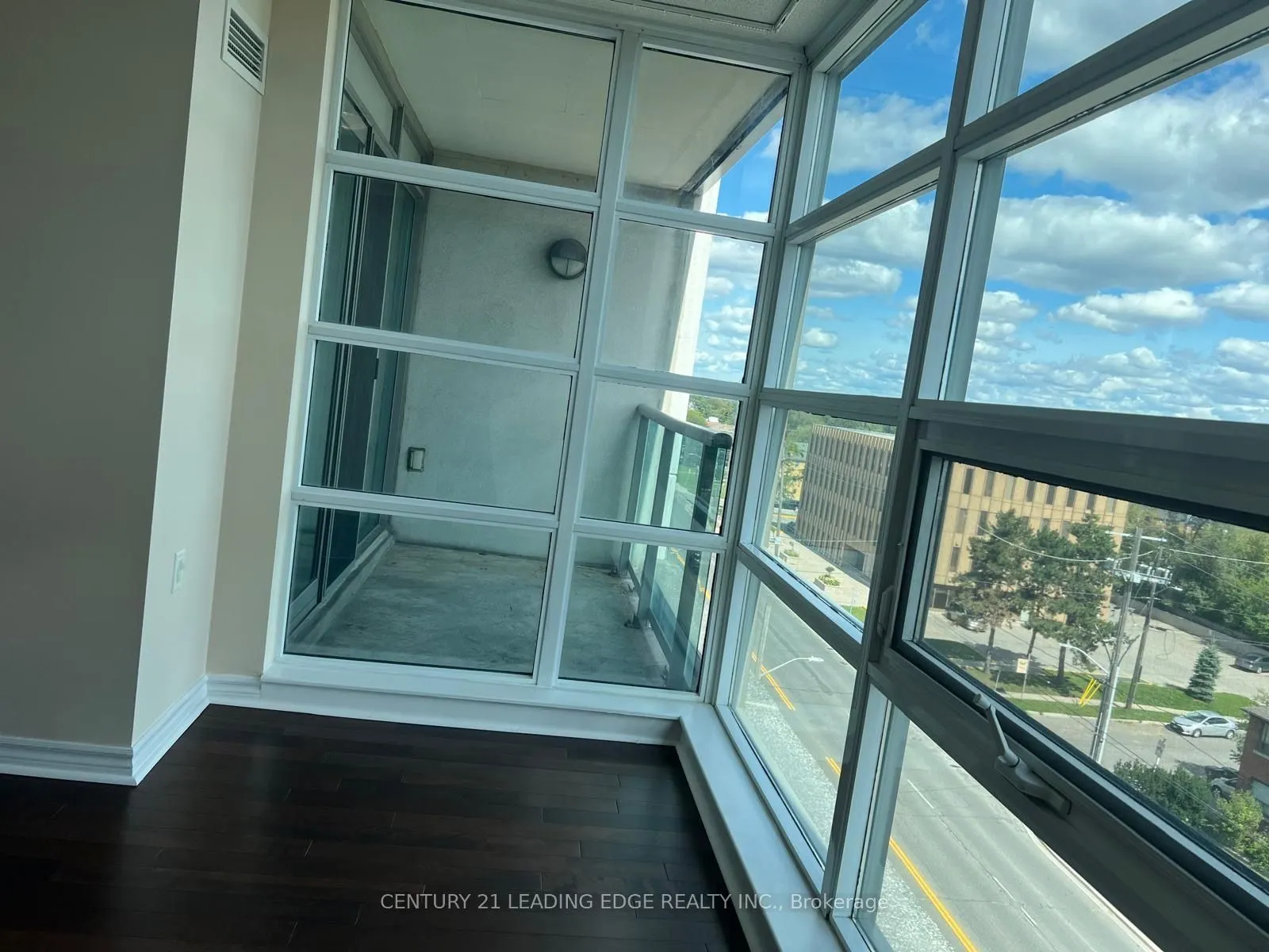 3830 Bathurst Street #706