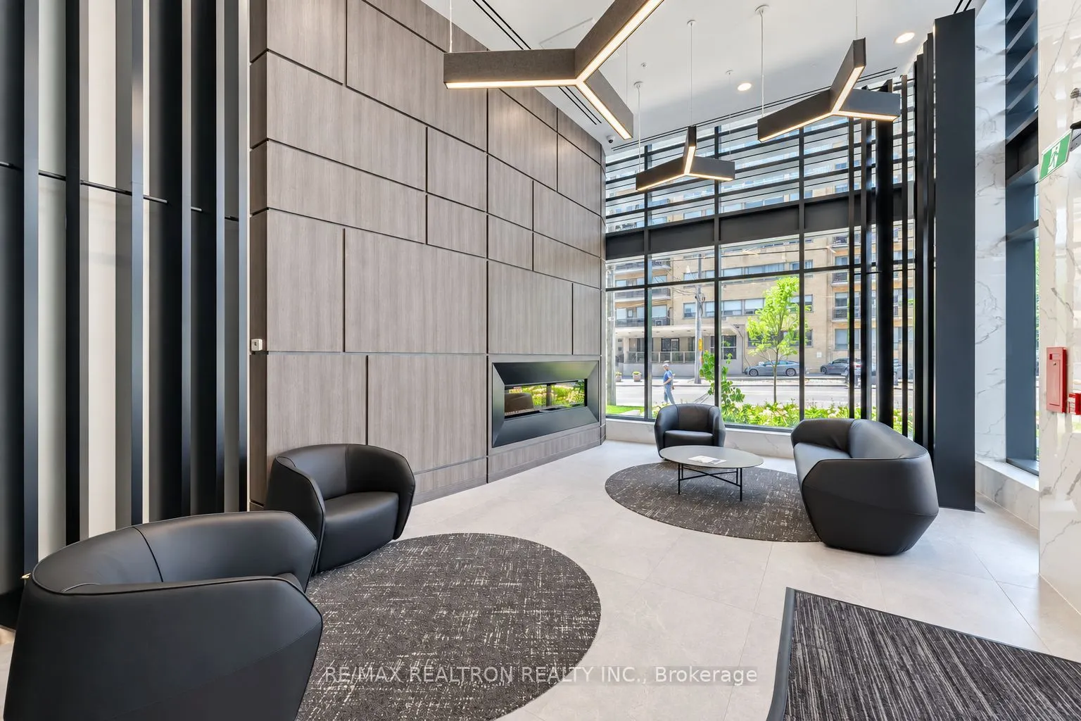 2525 Bathurst Street #904