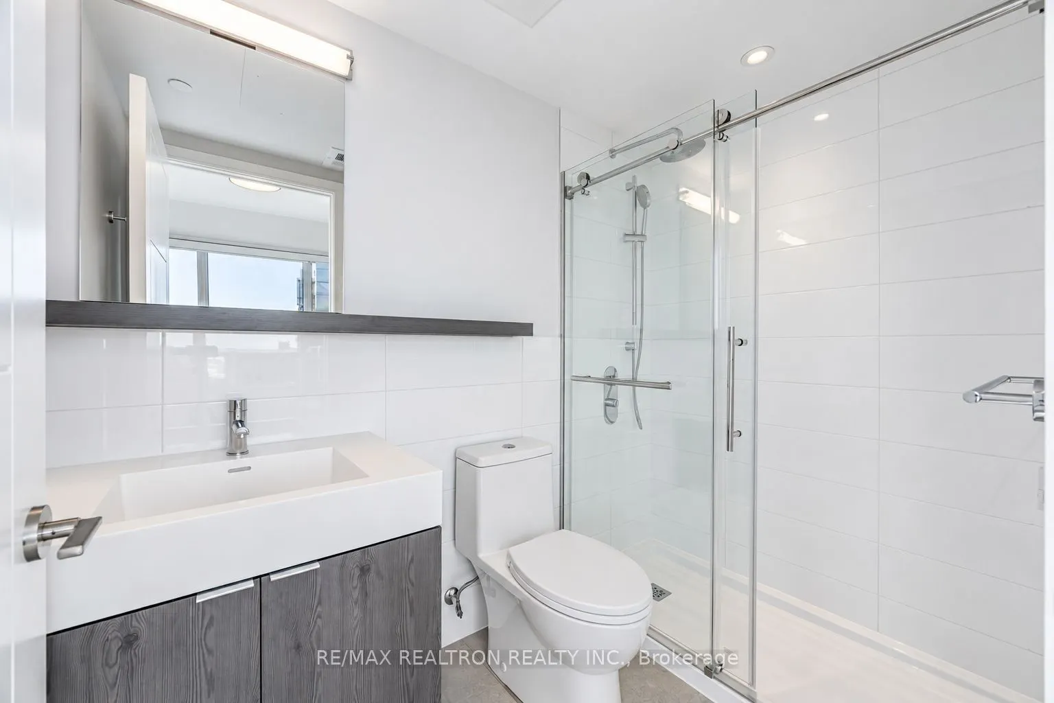 2525 Bathurst Street #904