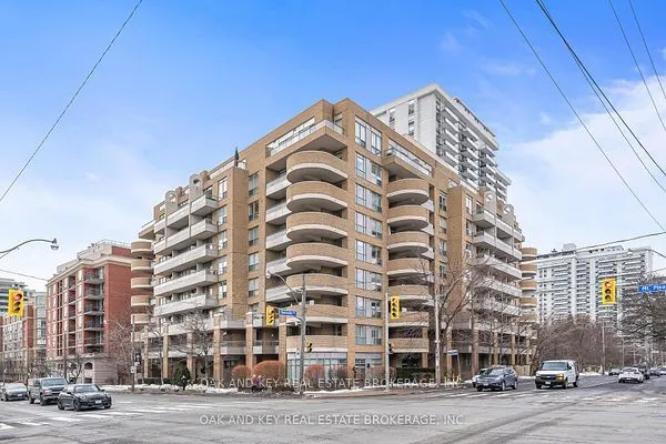 245 Davisville Avenue #613