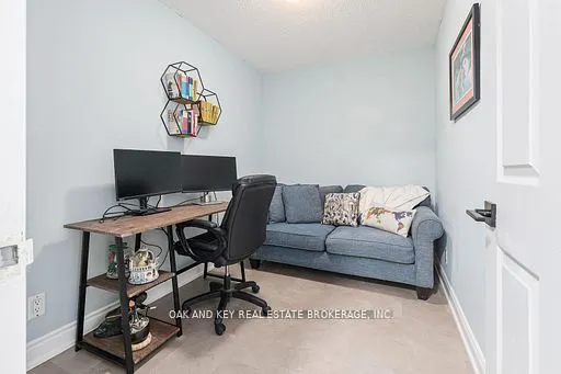 245 Davisville Avenue #613
