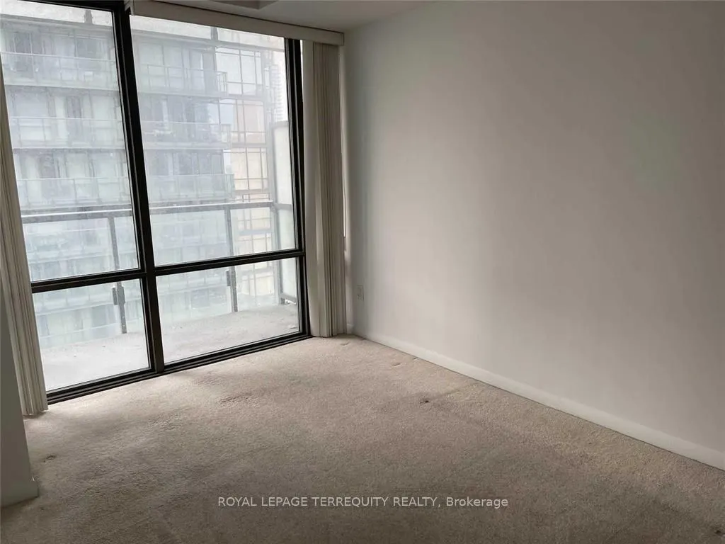 38 Grenville Street #2101