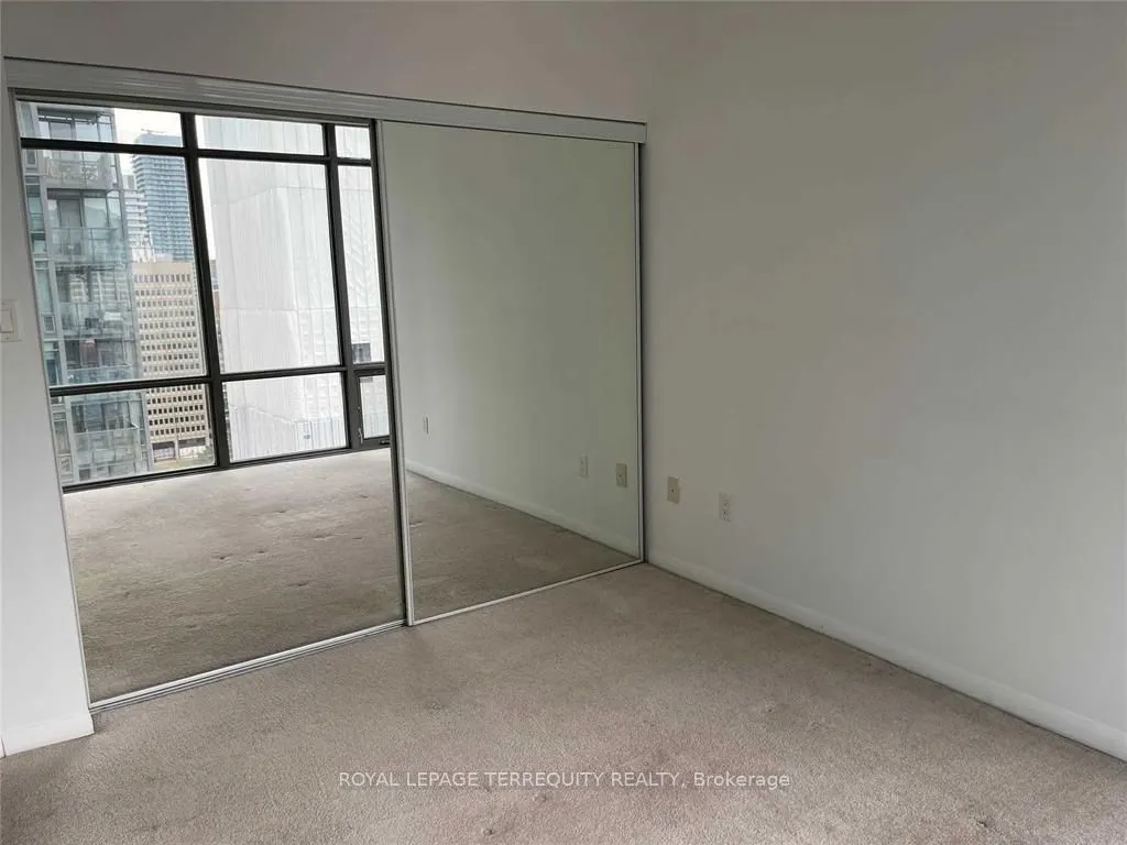 38 Grenville Street #2101