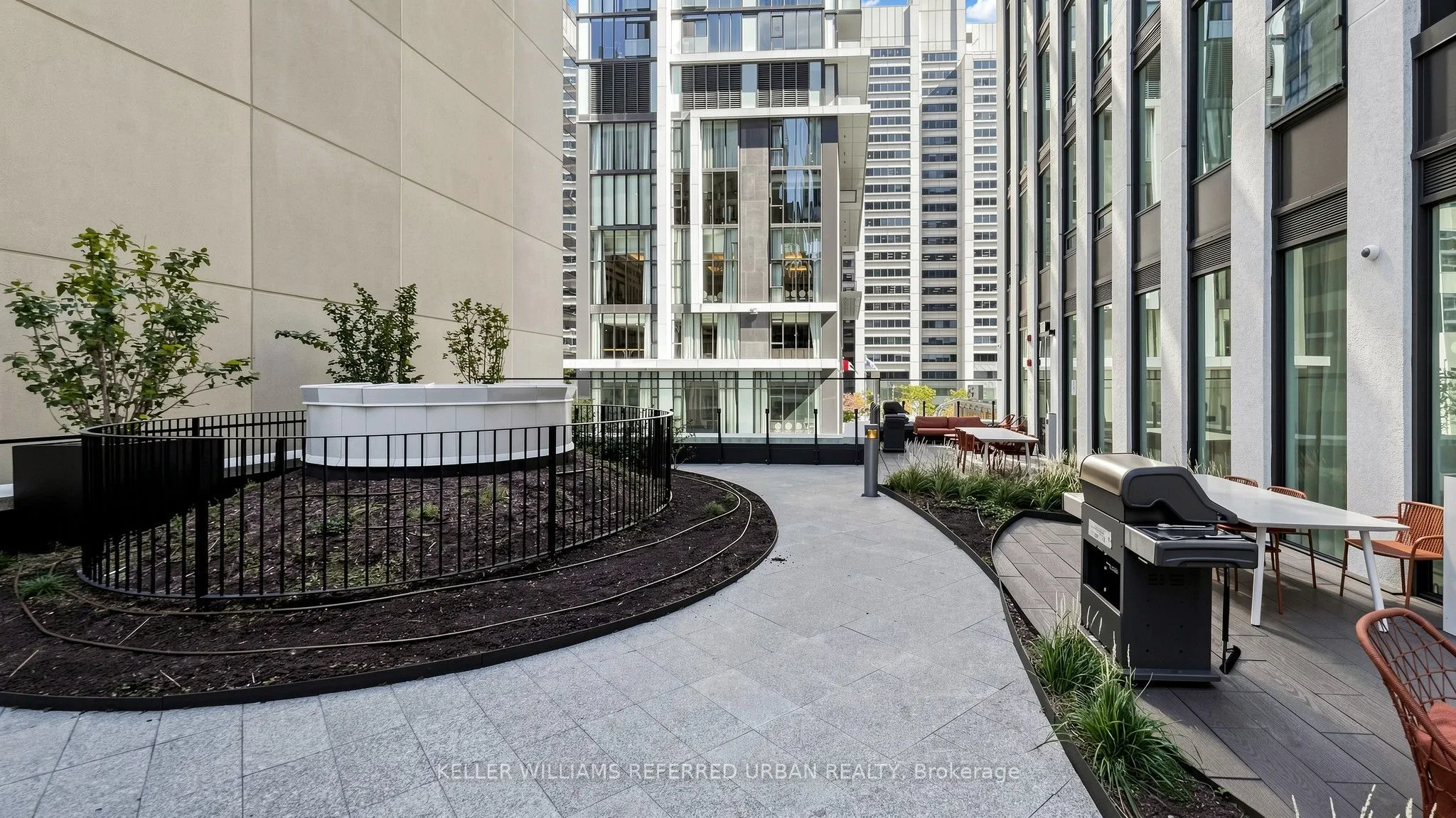 238 Simcoe Street #2403
