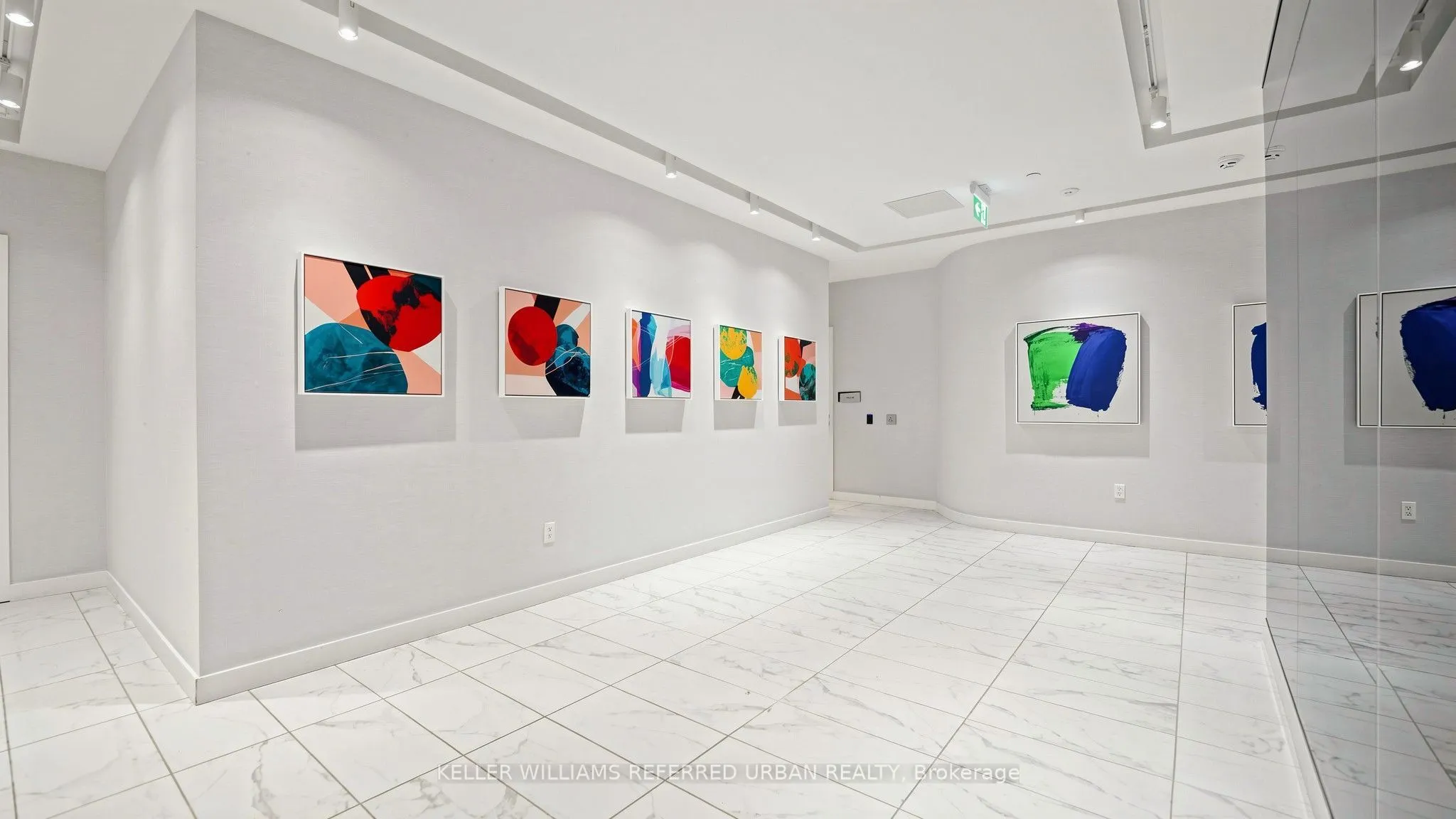 238 Simcoe Street #2403