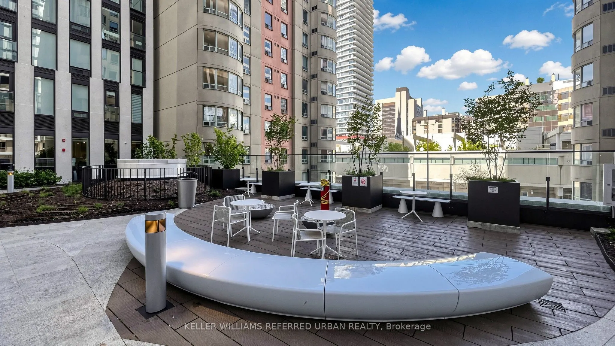 238 Simcoe Street #2403