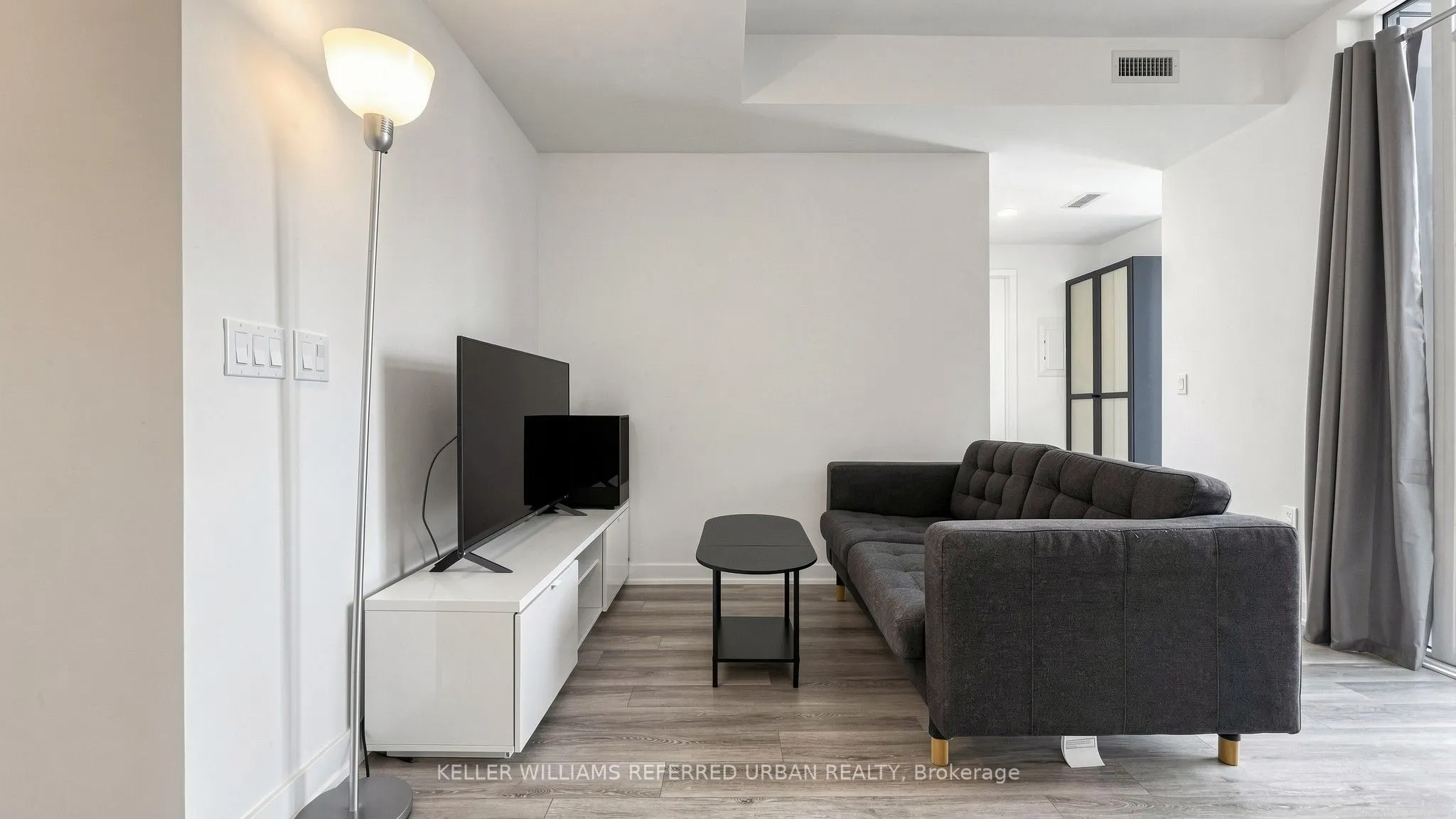 238 Simcoe Street #2403
