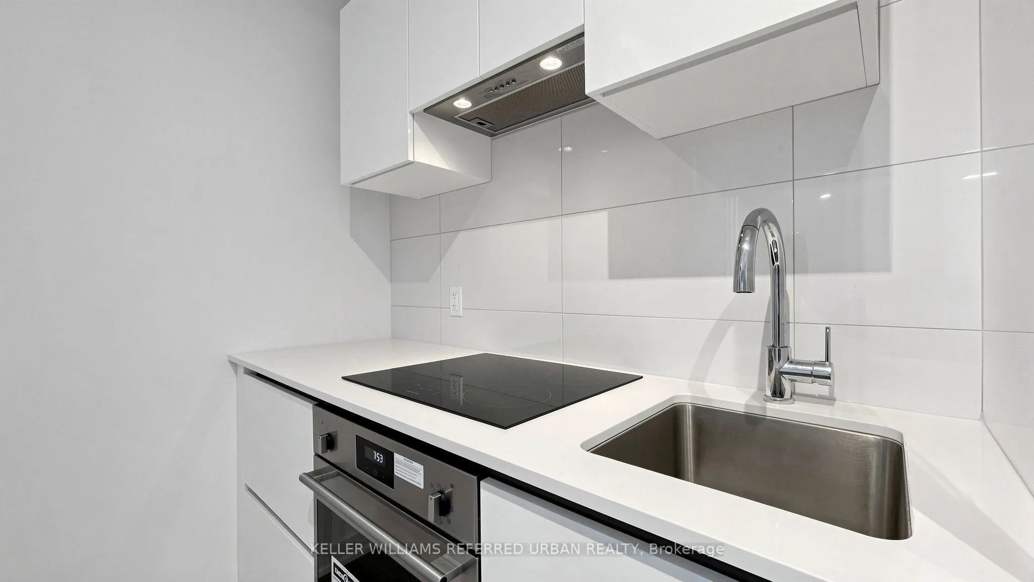 238 Simcoe Street #2403