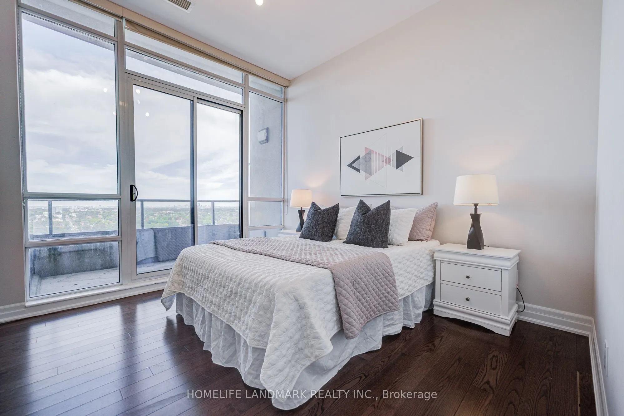 500 St Clair Avenue W #2302