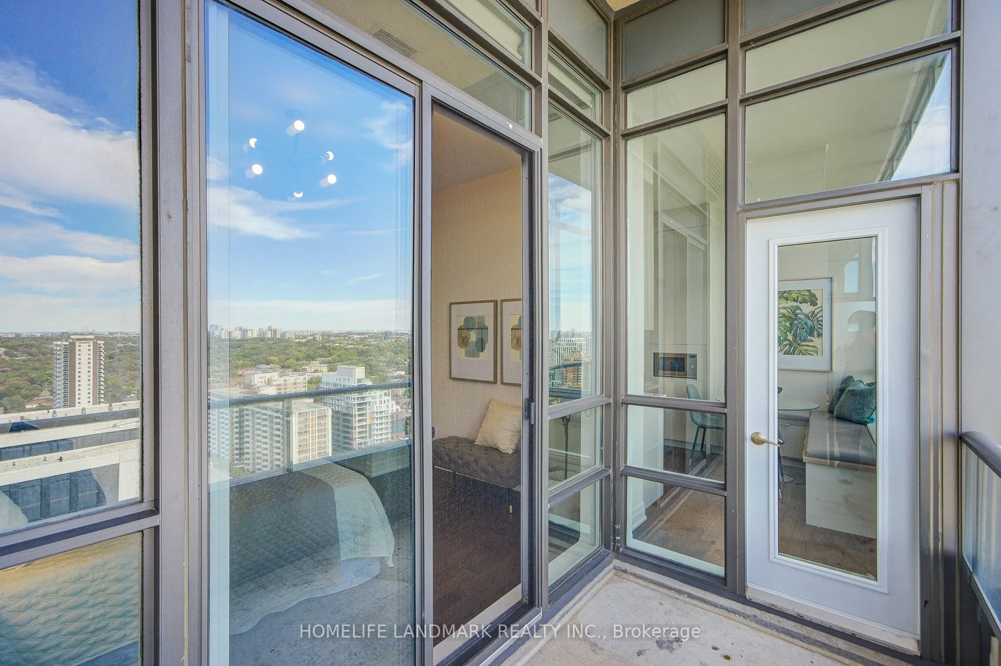 500 St Clair Avenue W #2302